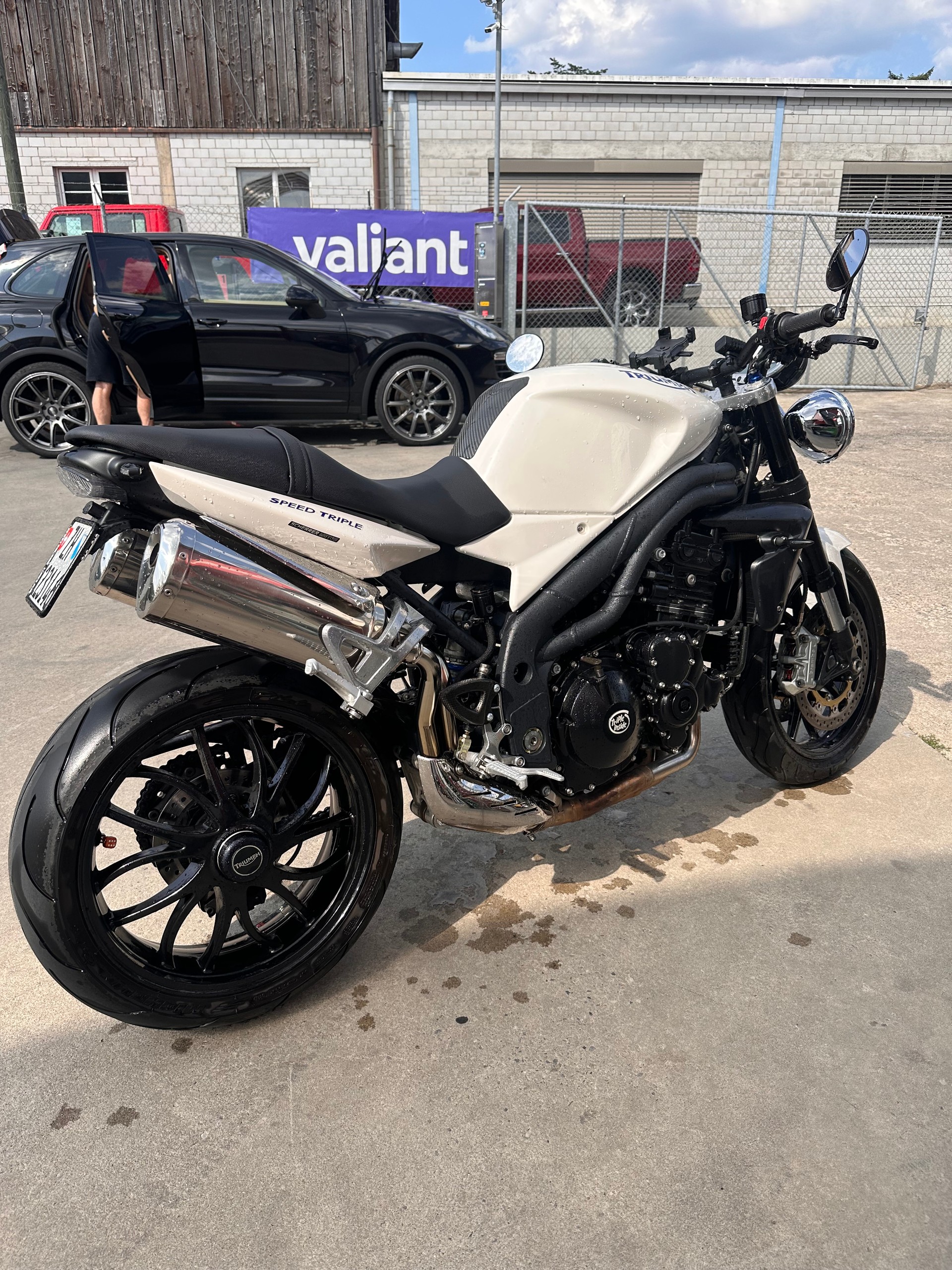 TRIUMPH Speed Triple 1050-image-8