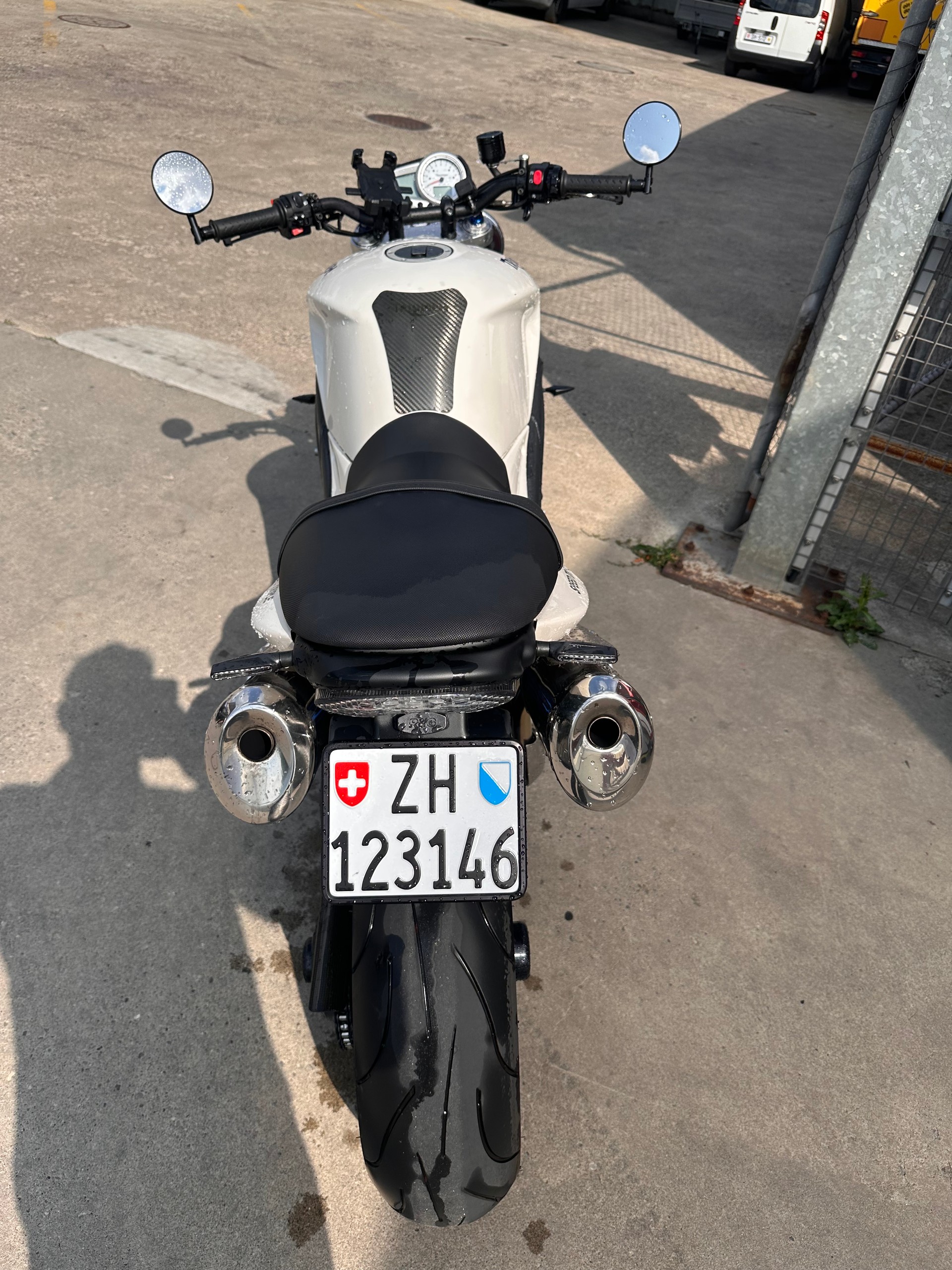TRIUMPH Speed Triple 1050-image-5