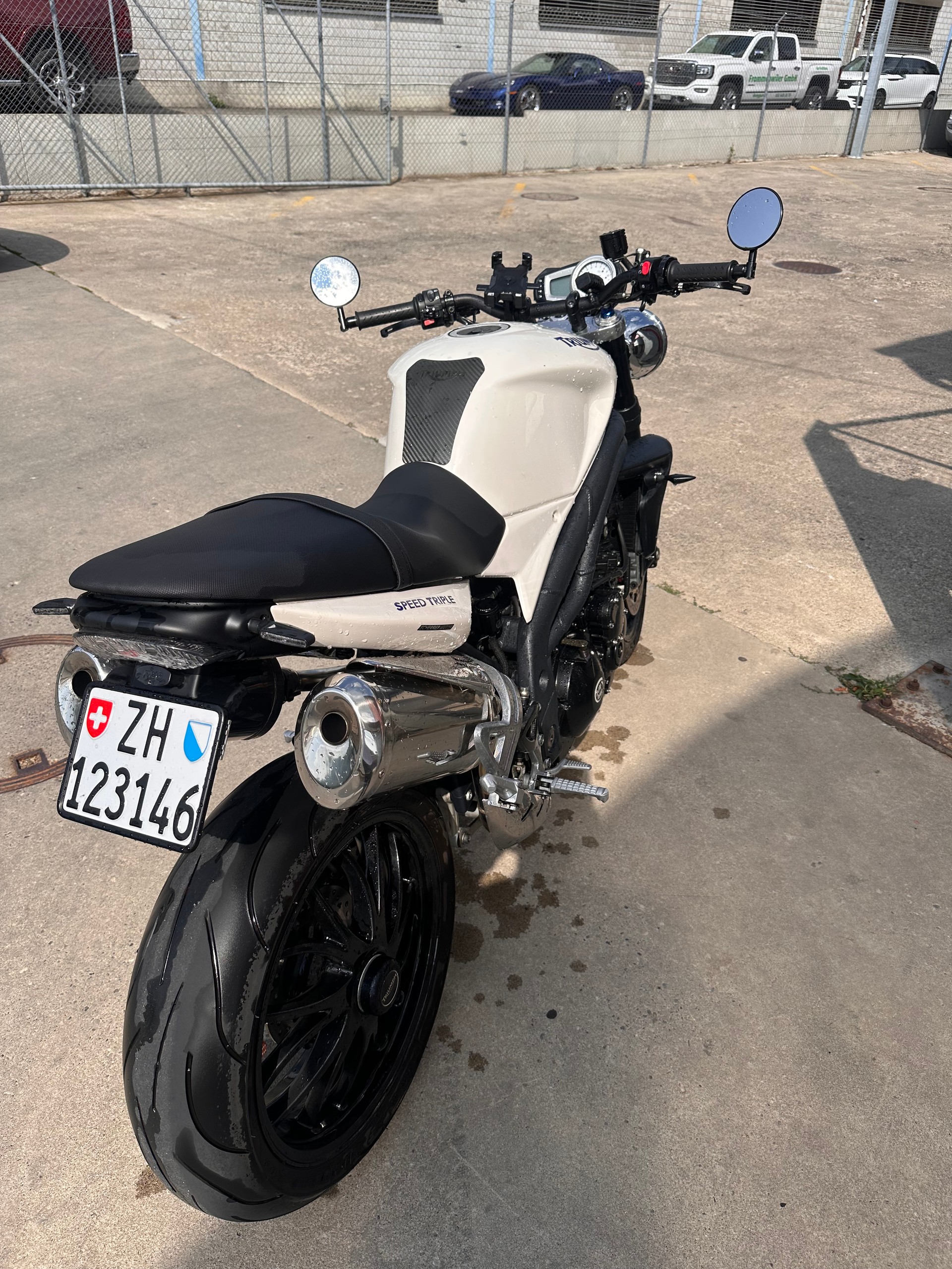 TRIUMPH Speed Triple 1050-image-6