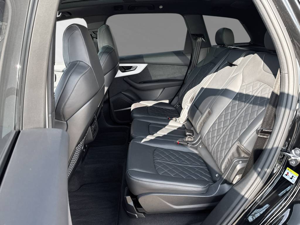 AUDI Q7 60 TFSI e quattro PHEV S line tiptronic-image-7