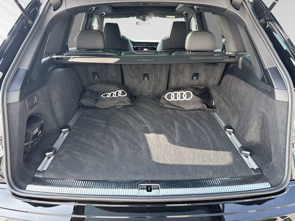 AUDI Q7 60 TFSI e quattro PHEV S line tiptronic-image-8