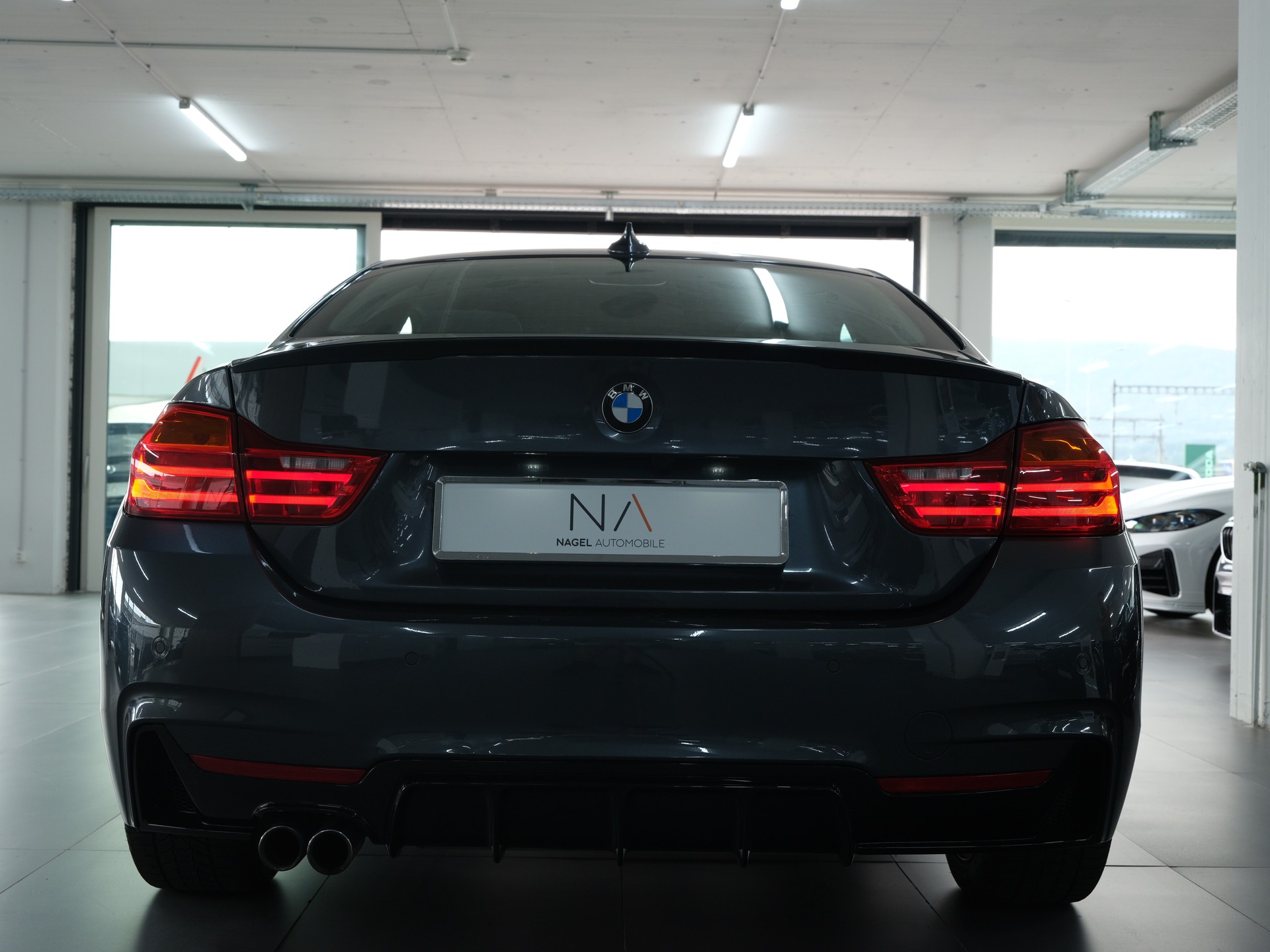 BMW 428i Coupé Sport Line Steptronic *M Paket* *Rückfahrkamera* *Leder*-showroom-element-3