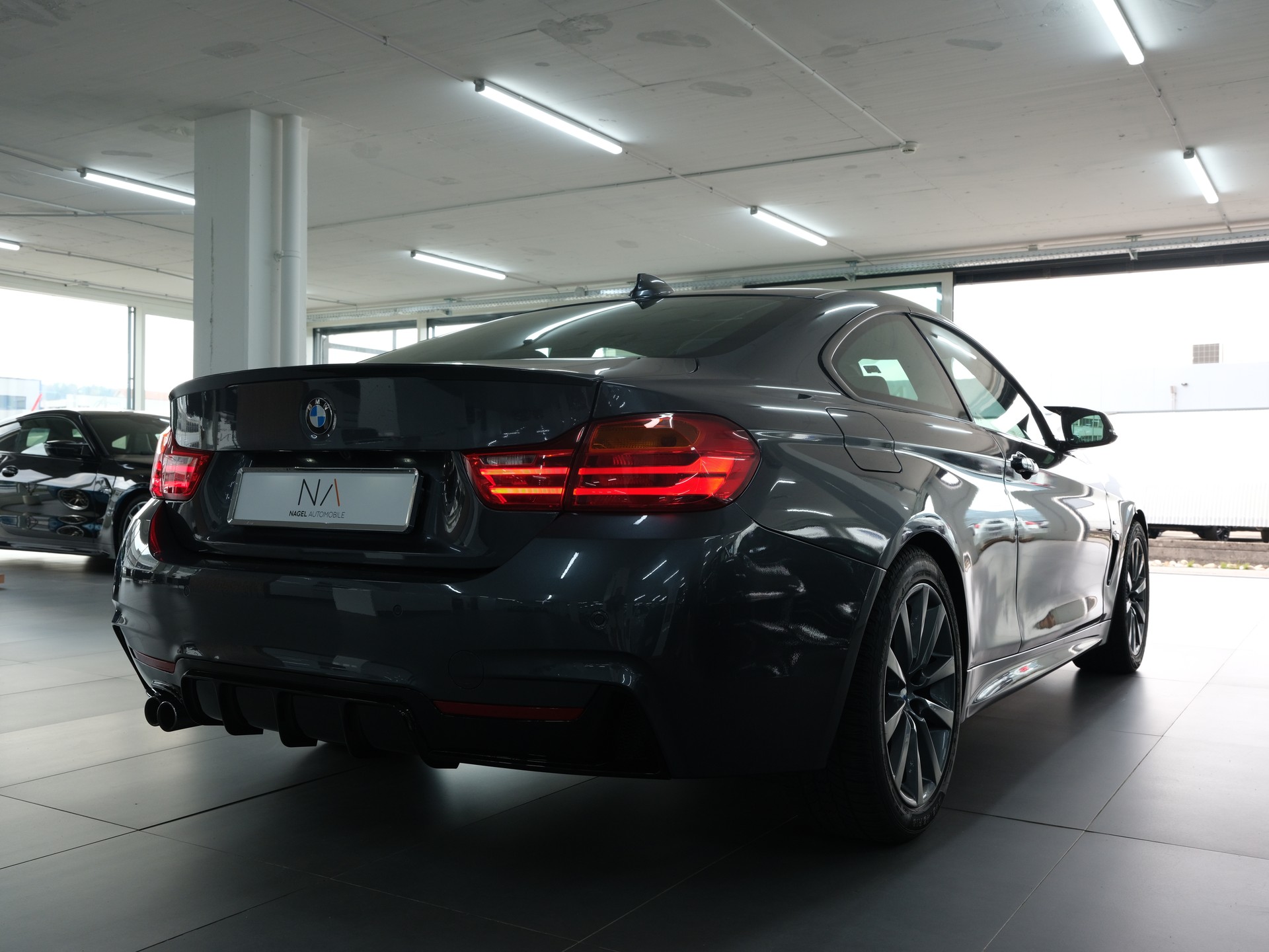 BMW 428i Coupé Sport Line Steptronic *M Paket* *Rückfahrkamera* *Leder*-showroom-element-2