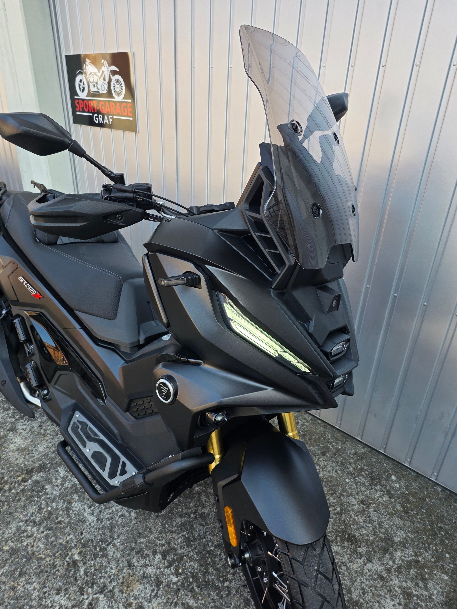VOGE SR 450 ADV-image-2