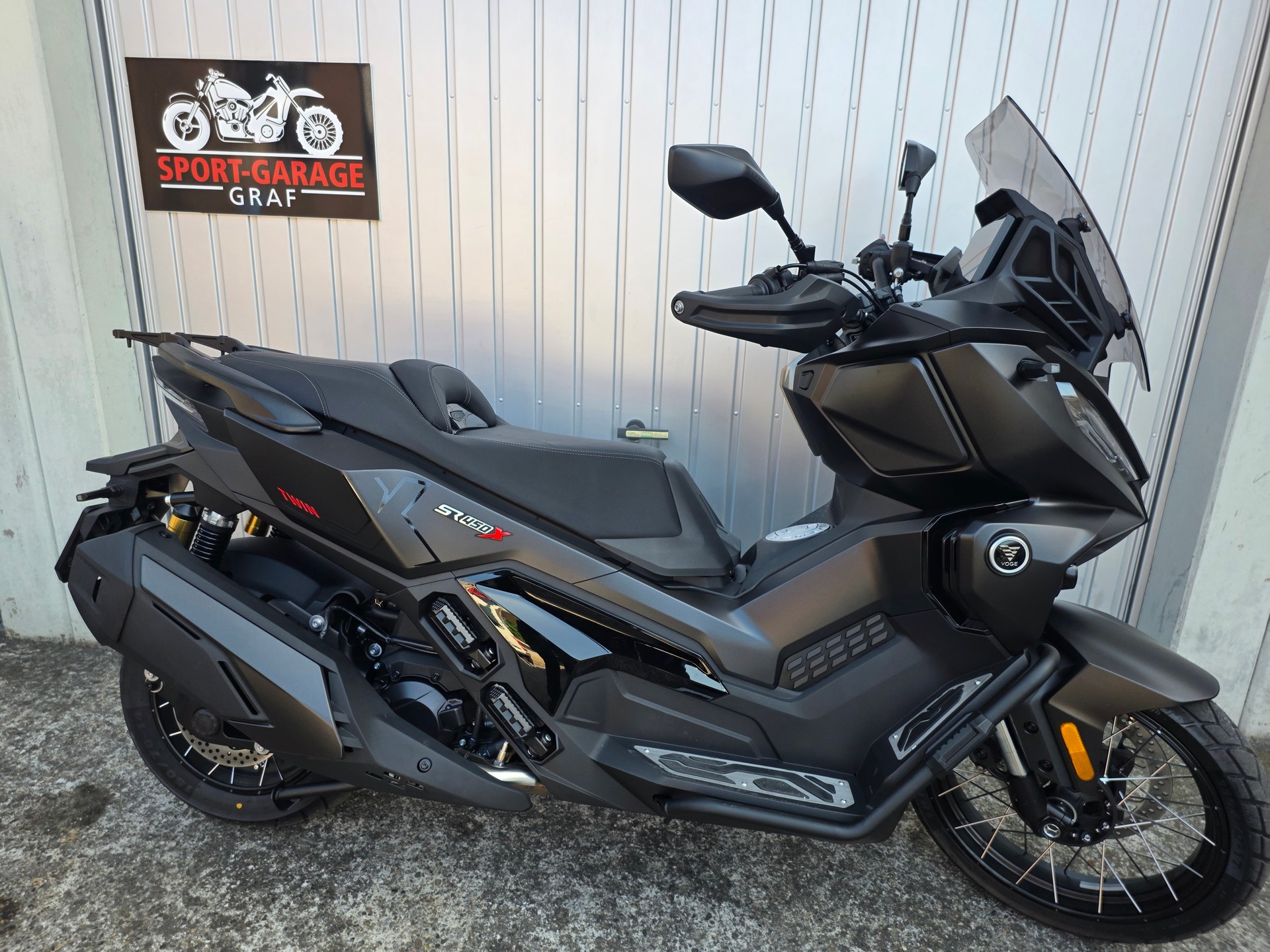 VOGE SR 450 ADV-image-1