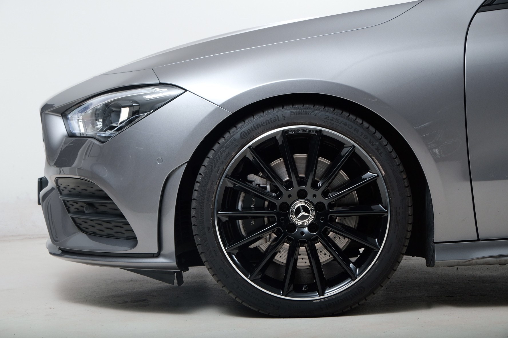 MERCEDES-BENZ CLA Shooting Brake 250 4Matic 7G-DCT AMG Line-showroom-element-2