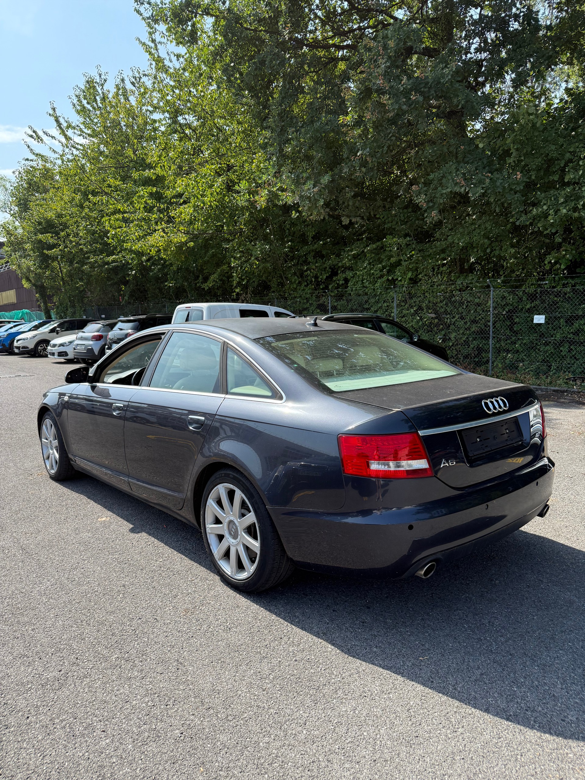 AUDI A6 Limousine 4.2 V8 quattro tiptronic-image-2