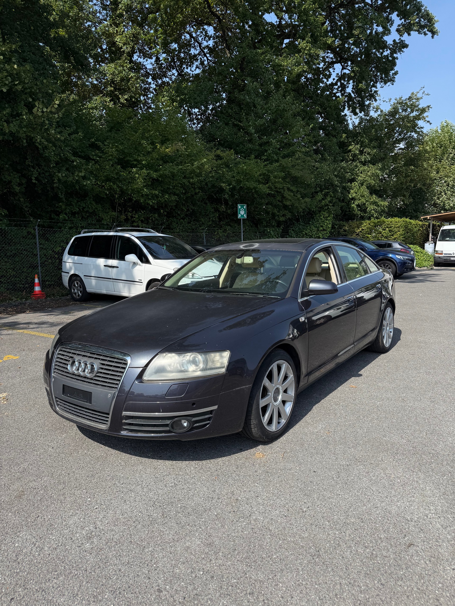 AUDI A6 Limousine 4.2 V8 quattro tiptronic