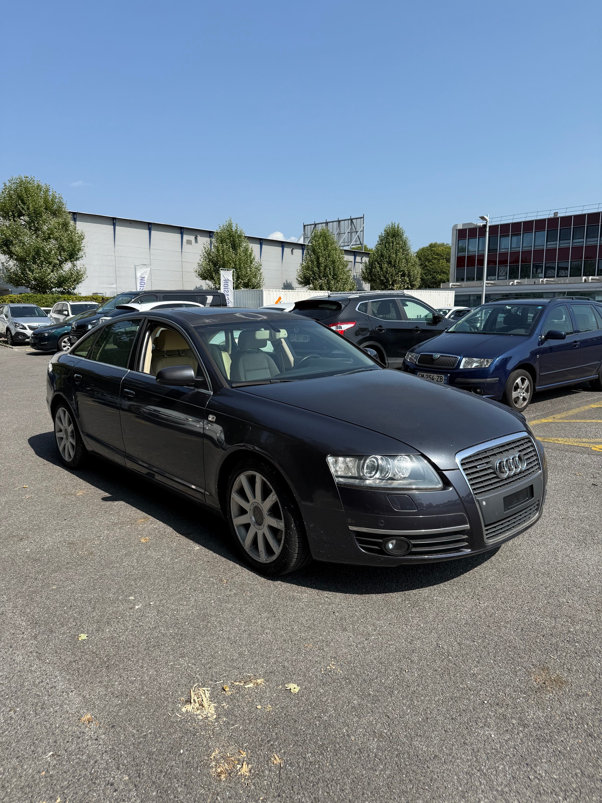 AUDI A6 Limousine 4.2 V8 quattro tiptronic-image-5