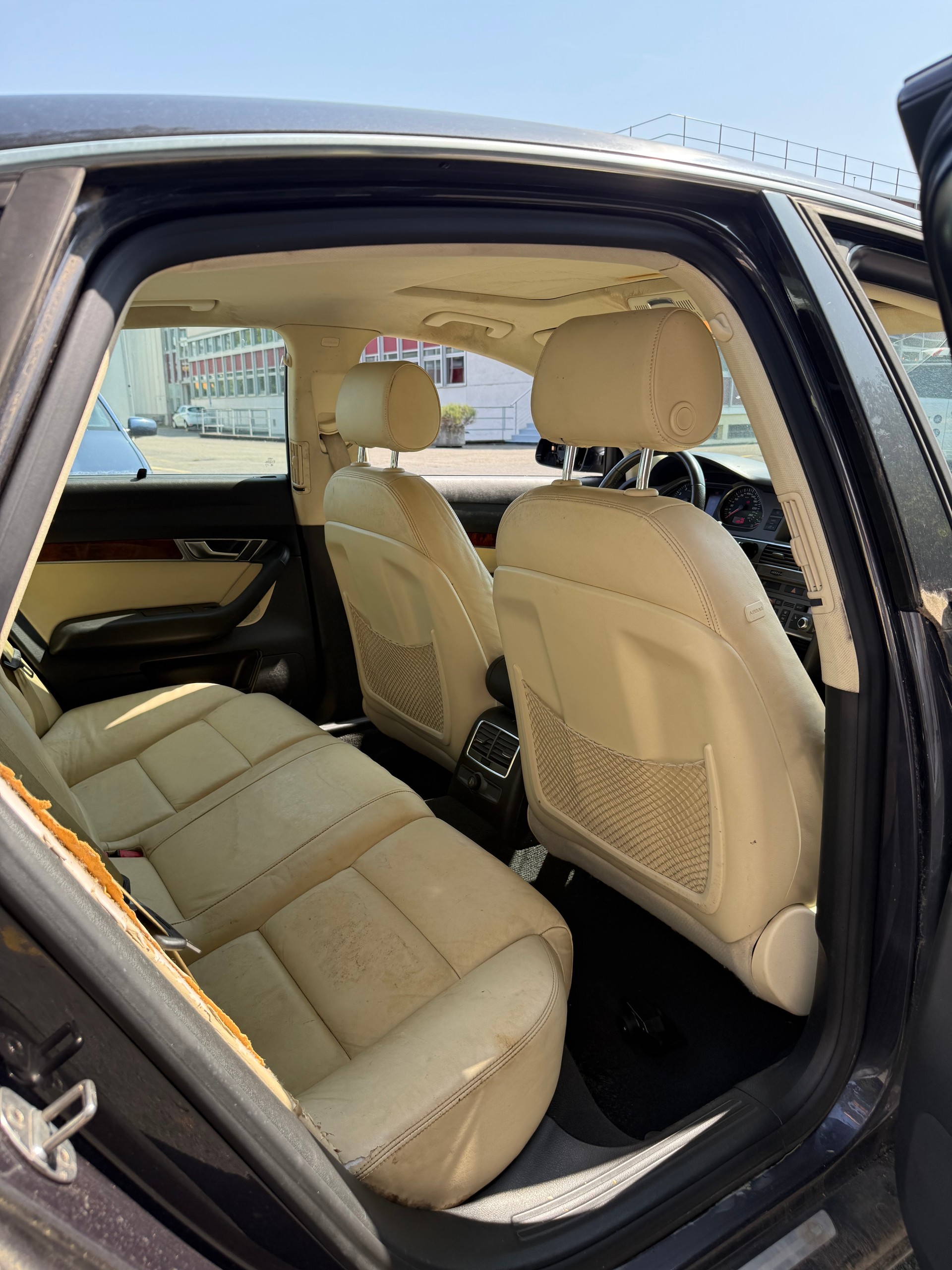 AUDI A6 Limousine 4.2 V8 quattro tiptronic-image-6