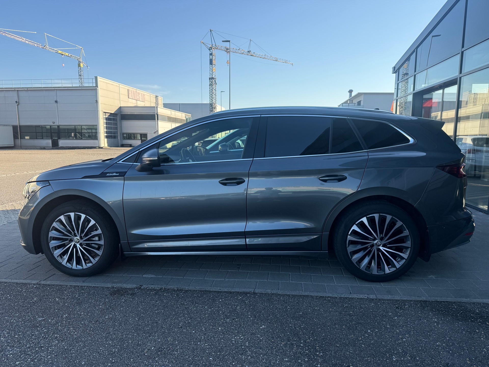 SKODA Enyaq 85x L&K 4x4-showroom-element-2