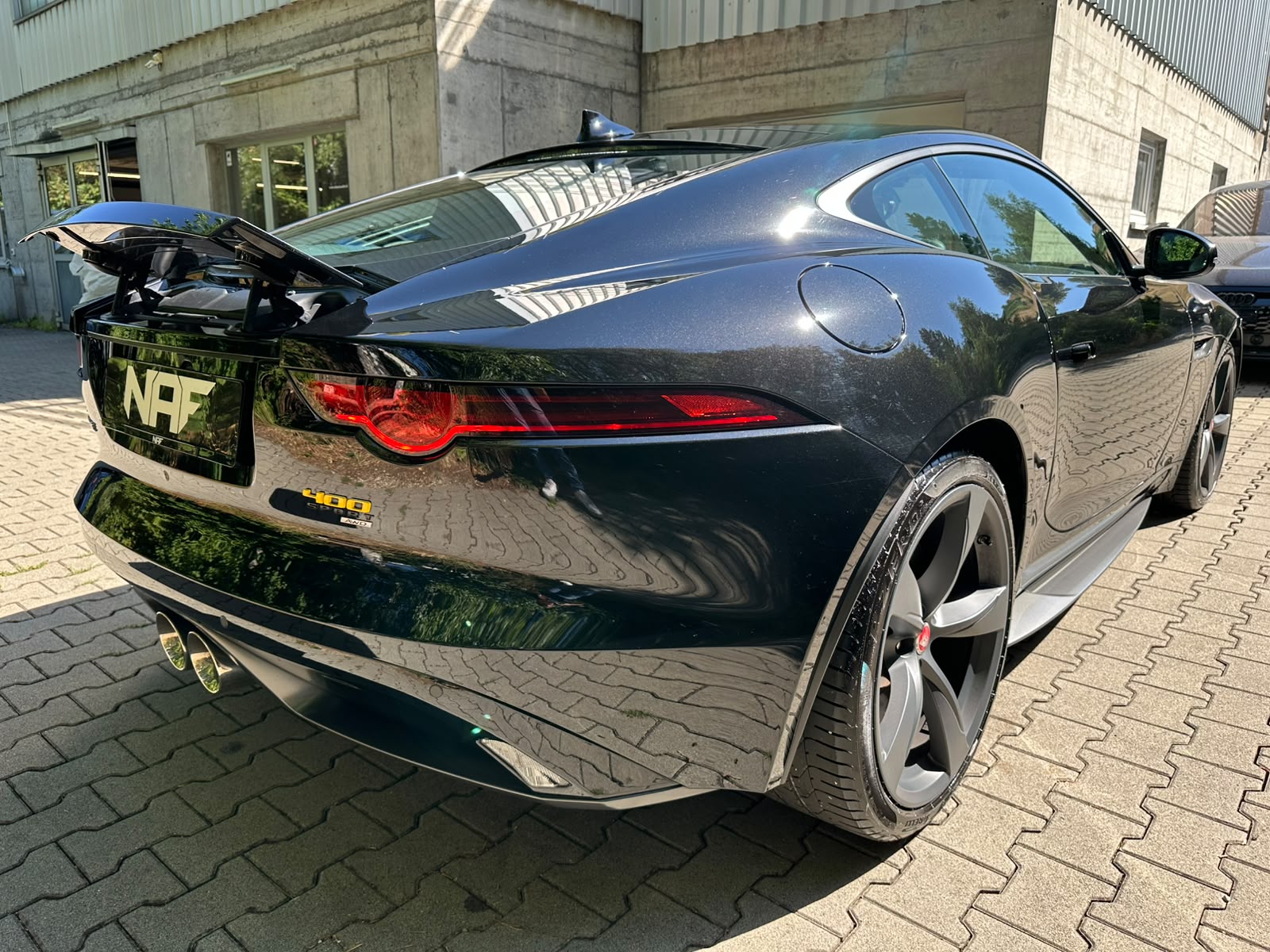 JAGUAR F-Type Coupé 3.0 V6 S/C 400 Sport AWD Automatik-image-5