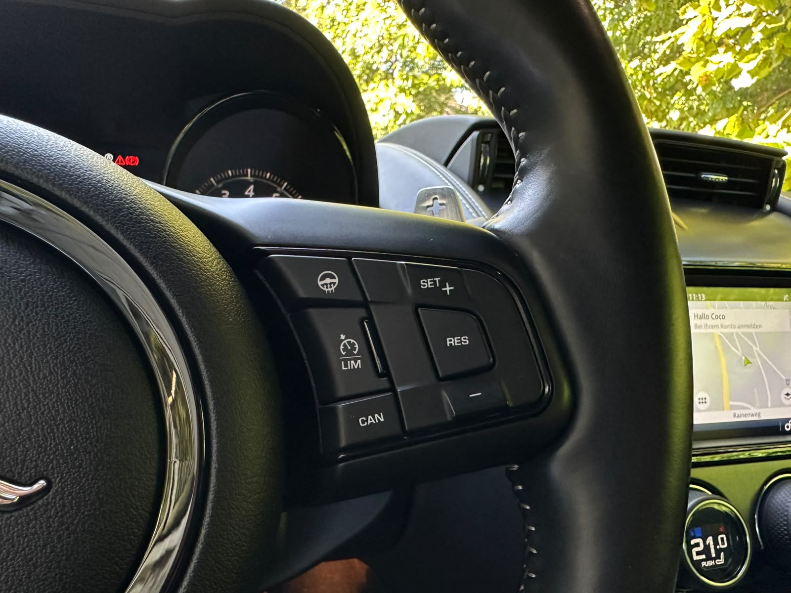 JAGUAR F-Type Coupé 3.0 V6 S/C 400 Sport AWD Automatik-image-23