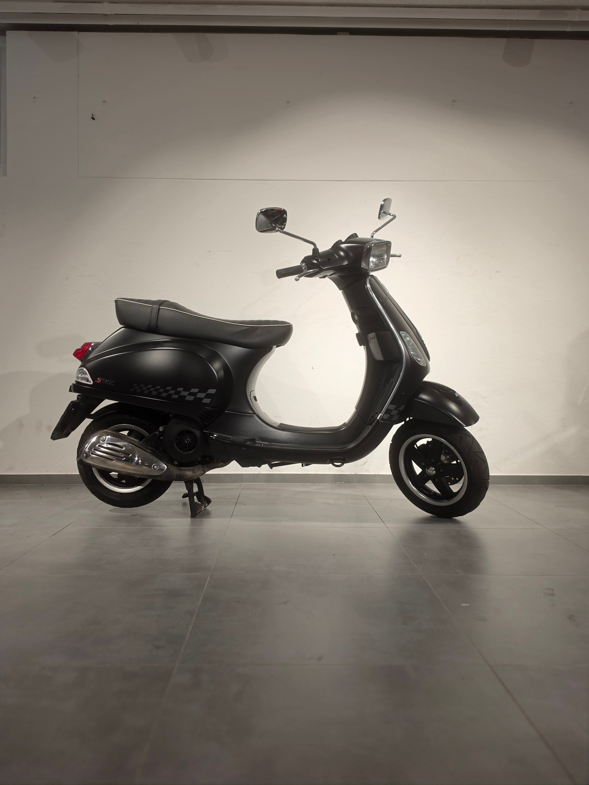 PIAGGIO Vespa 125 LXS i.e. Sport 3V-image-0