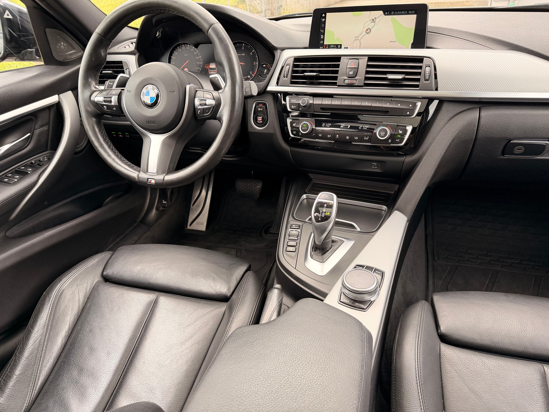 BMW 330d xDrive Touring Edition M Sport Steptronic-image-13