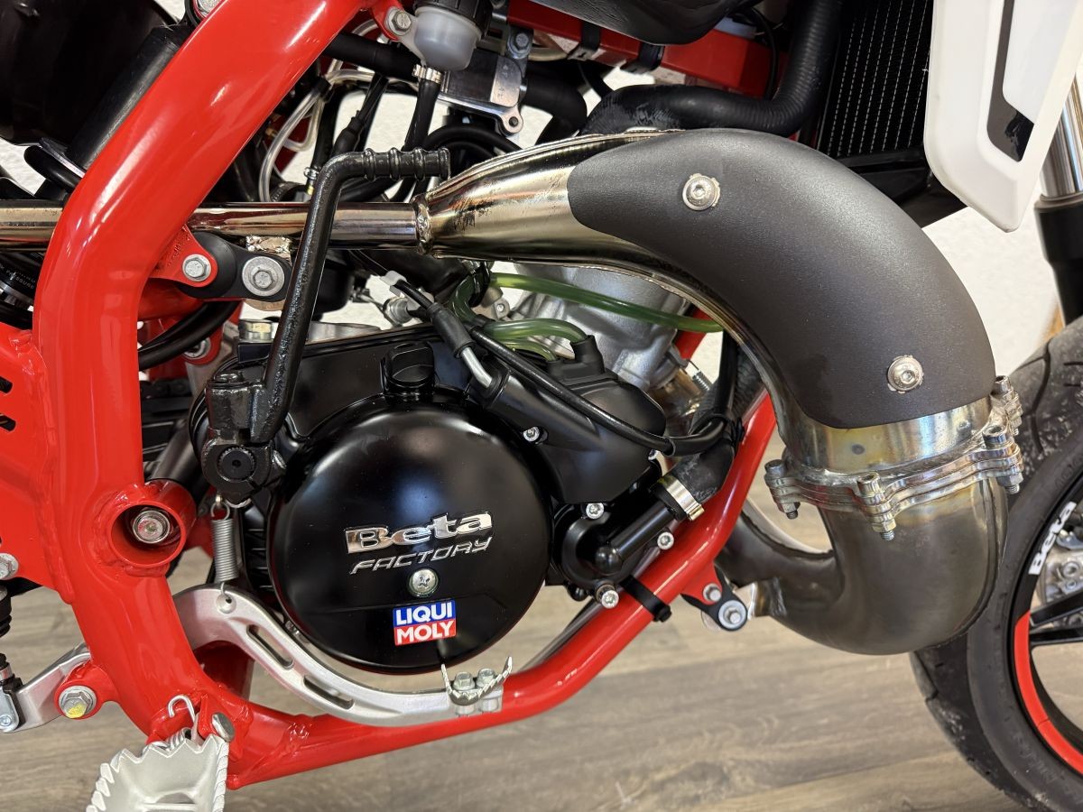 BETA RR-showroom-element-2