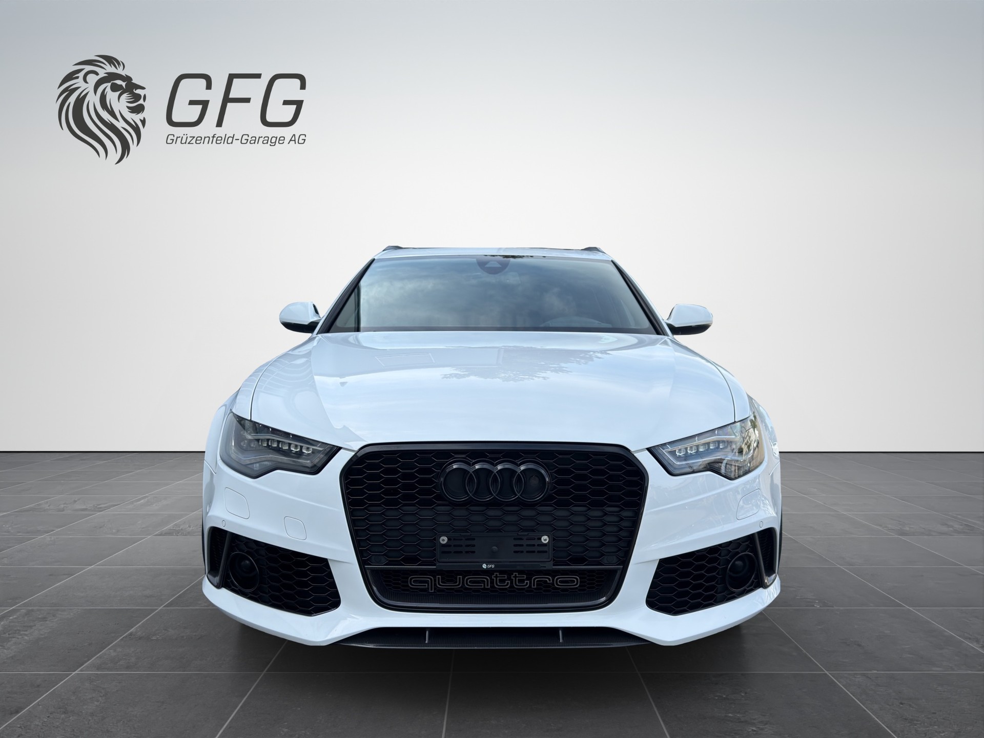 AUDI RS6 Avant 4.0 V8 TFSI quattro T-Tronic-showroom-element-1