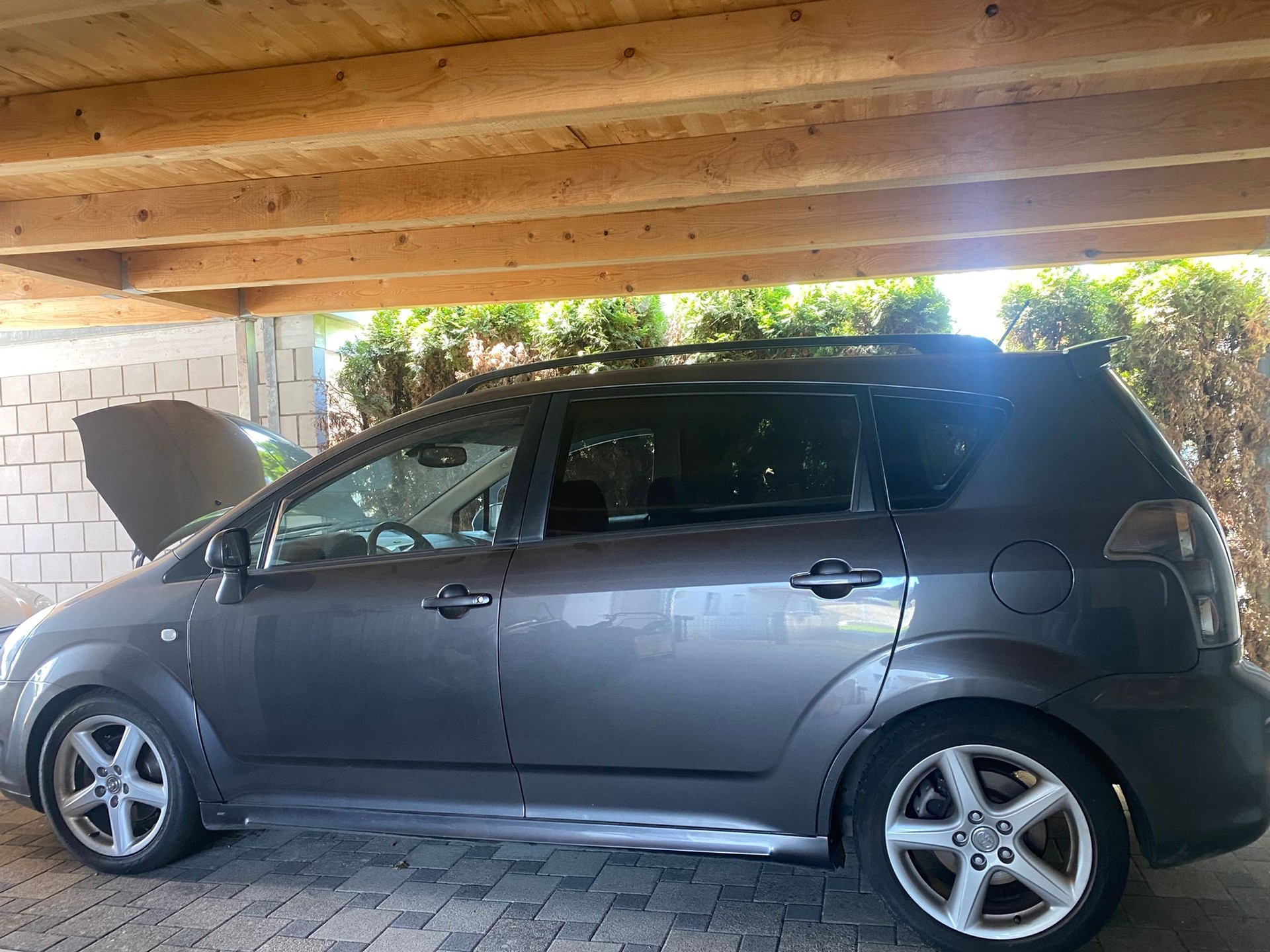 TOYOTA Corolla Verso 2.2 D-4D CleanP. Linea Sol Prem.-image-2