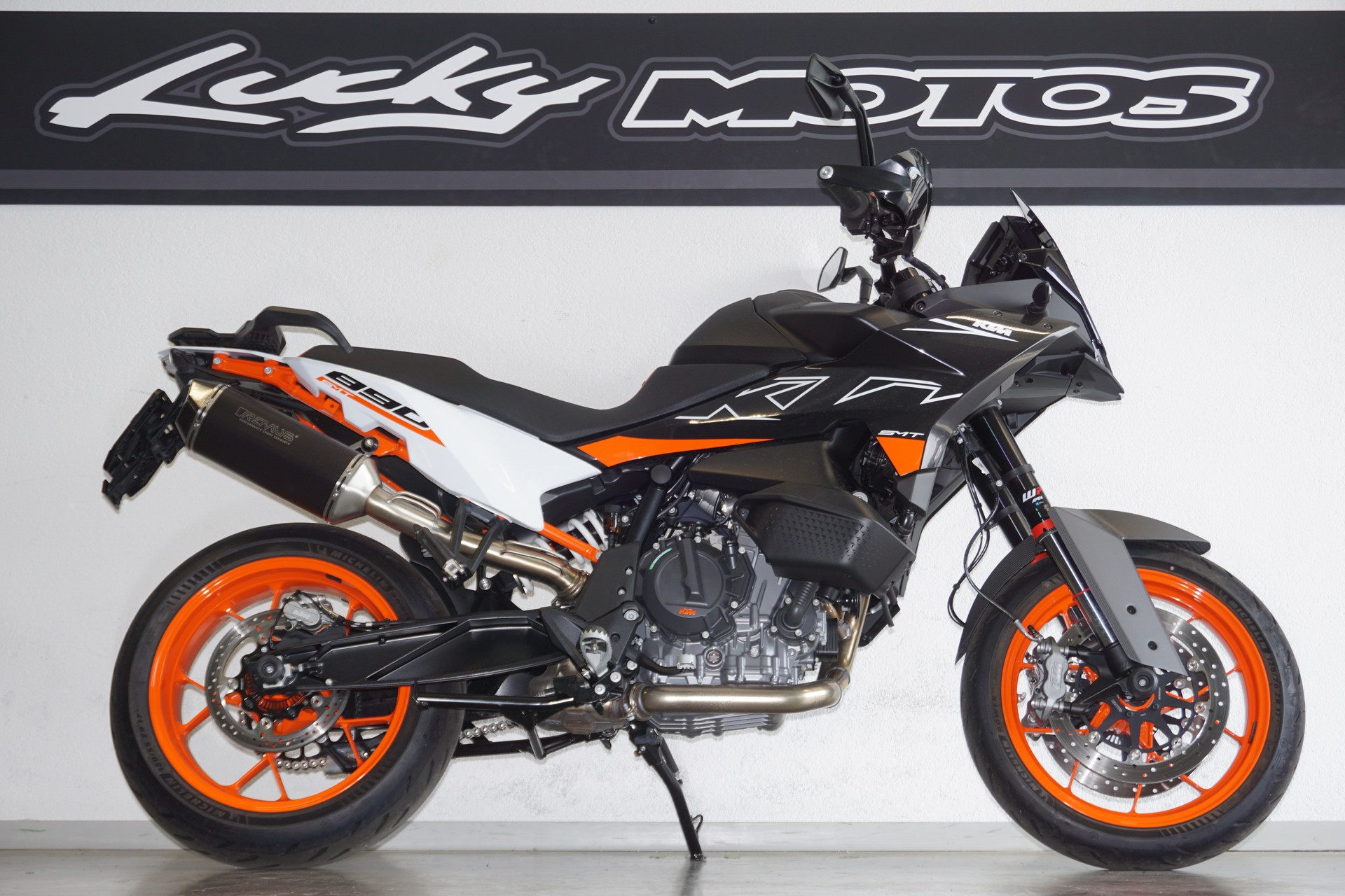 KTM 890 SMT-image-2