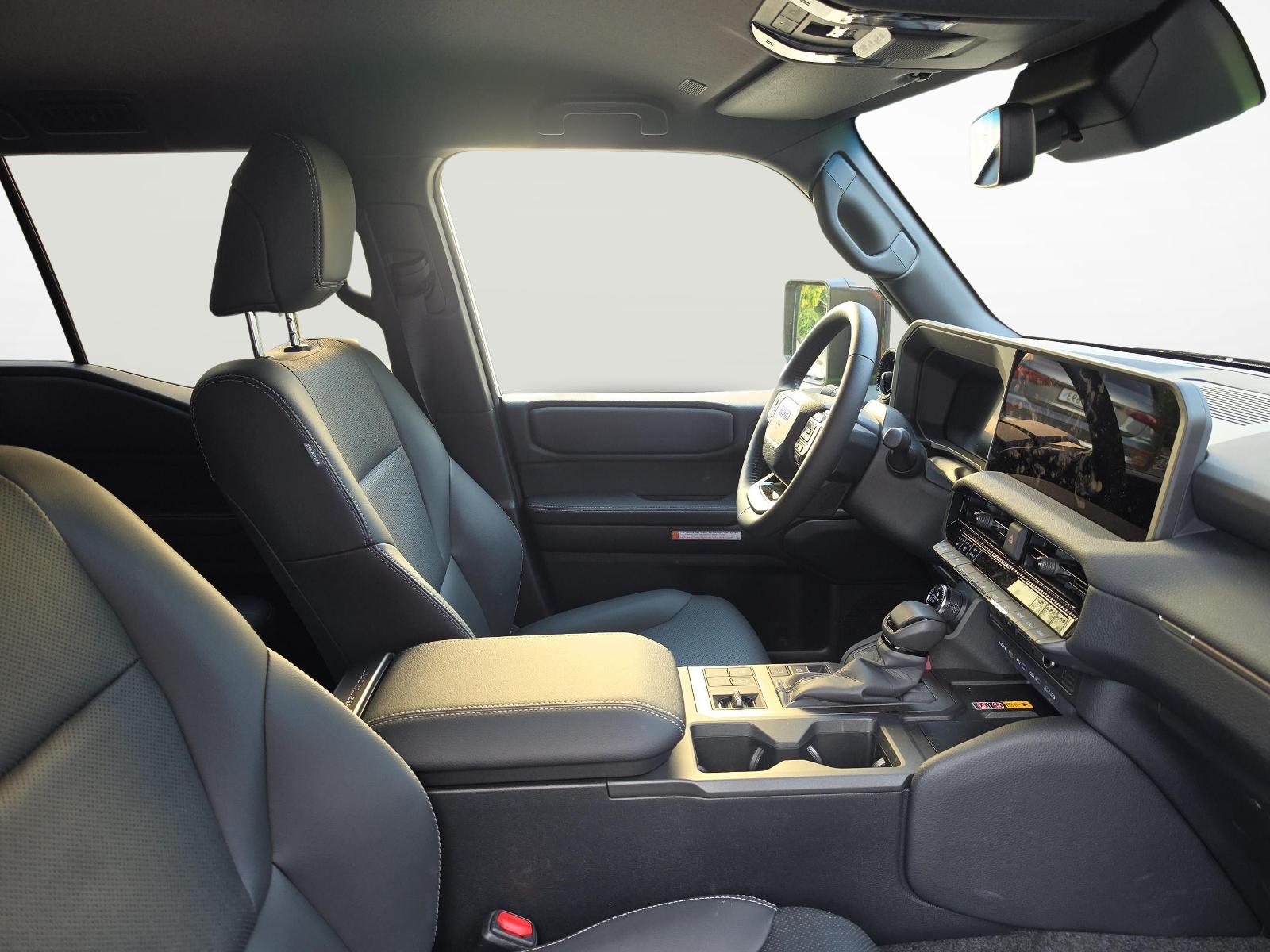 TOYOTA Land Cruiser 2.8 D 48V Style-image-9