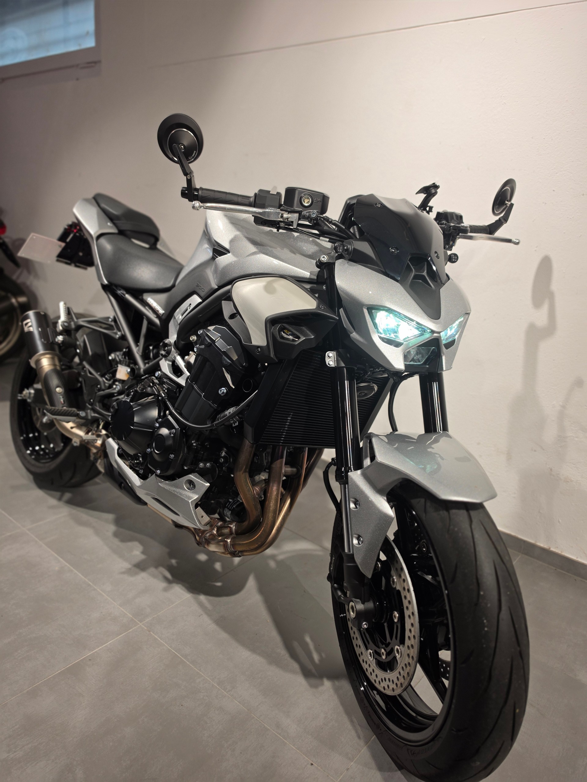 KAWASAKI Z 900-image-2