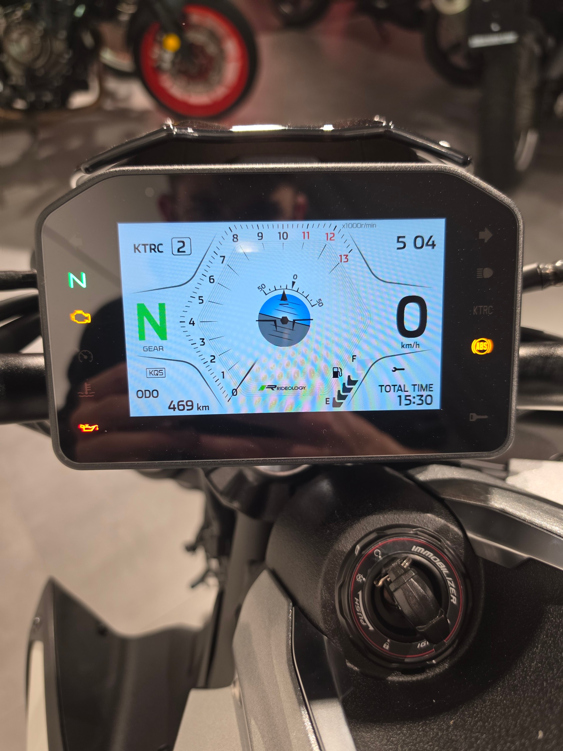 KAWASAKI Z 900-image-8