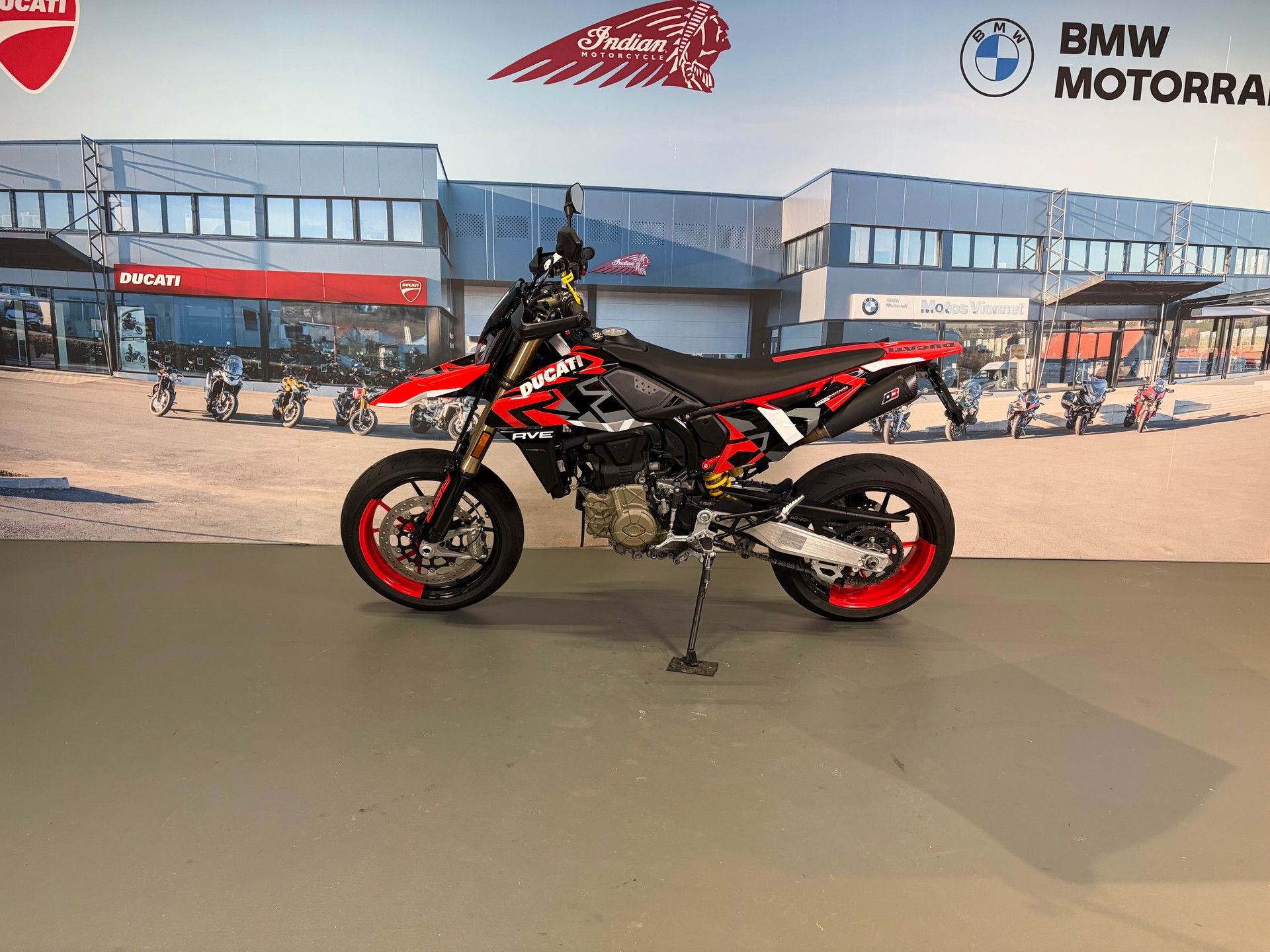 DUCATI Hypermotard 698 Mono RVE (35kW)-image-3
