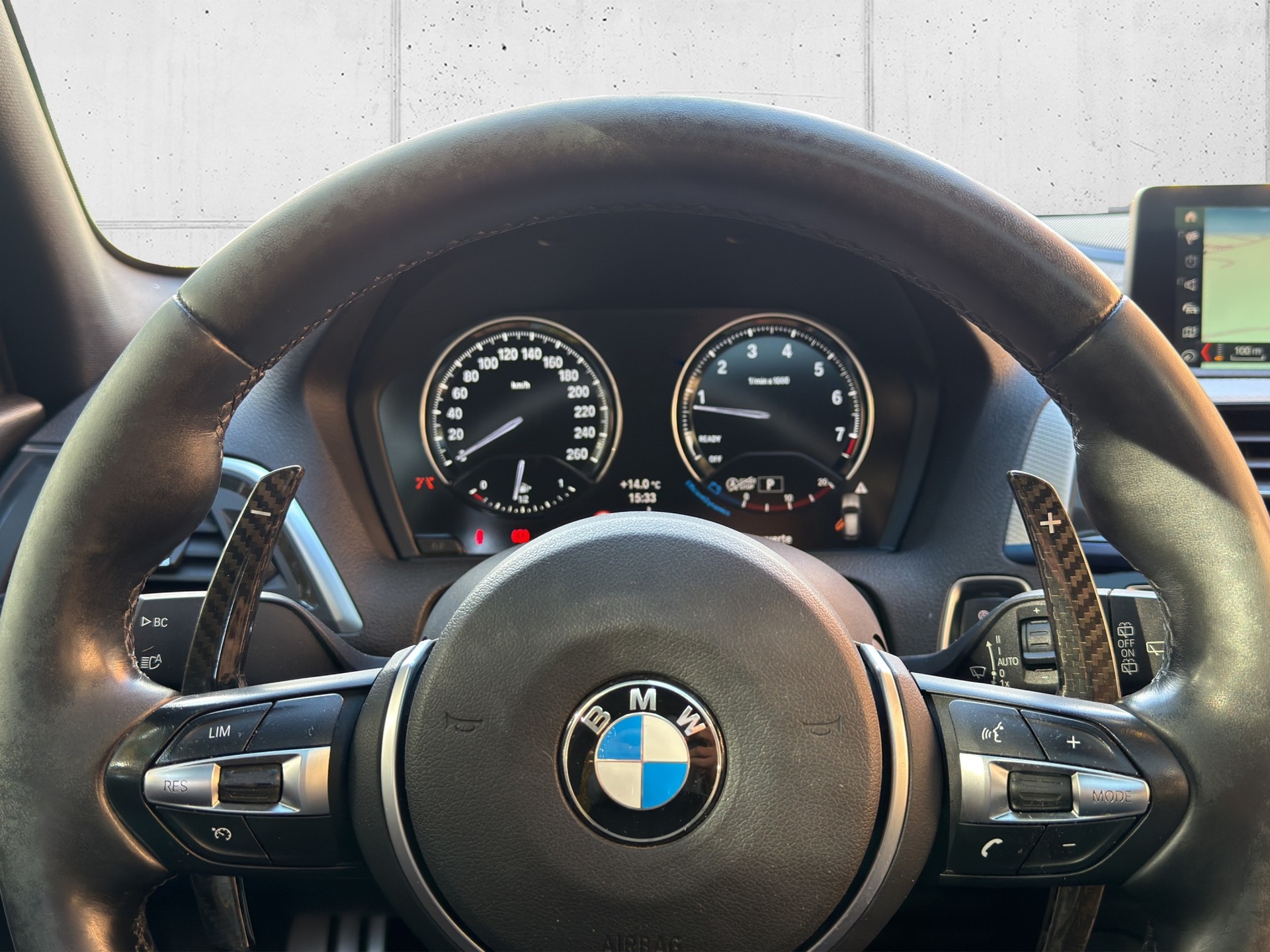 BMW M140i xDrive Steptronic-image-15