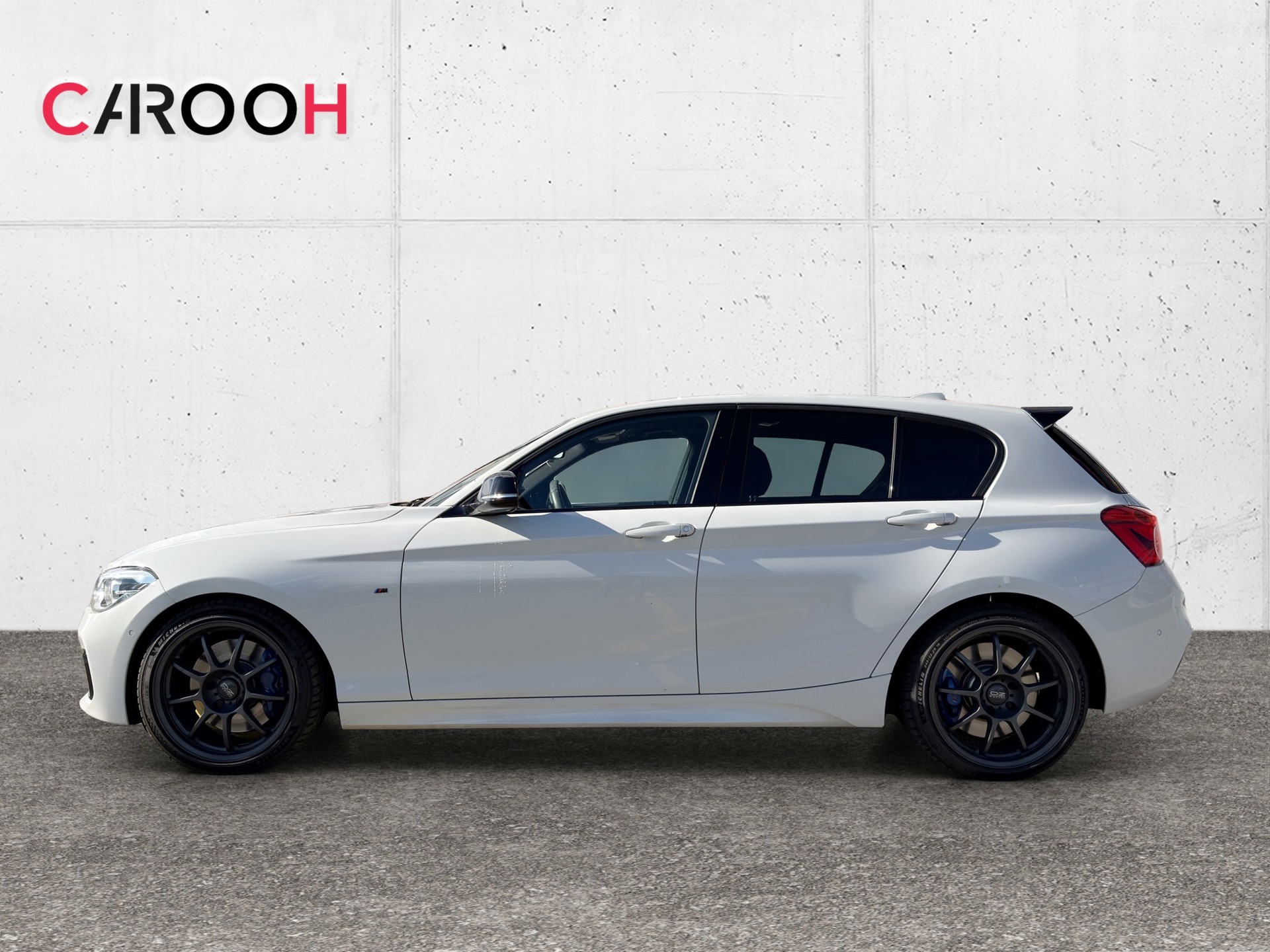 BMW M140i xDrive Steptronic-showroom-element-3
