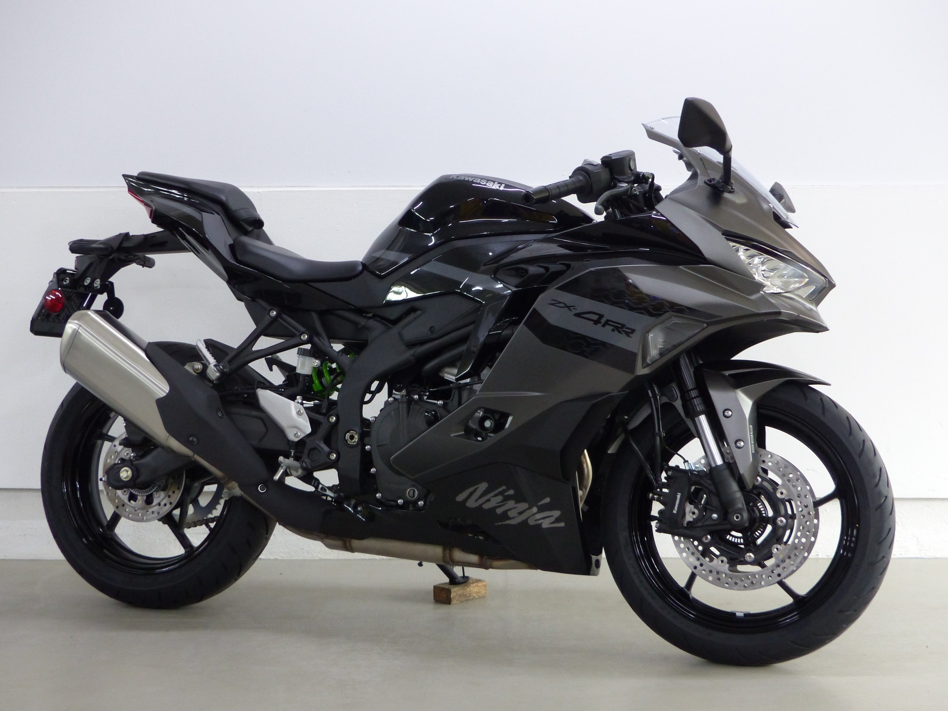 KAWASAKI Ninja ZX-4RR ABS MY27-image-9