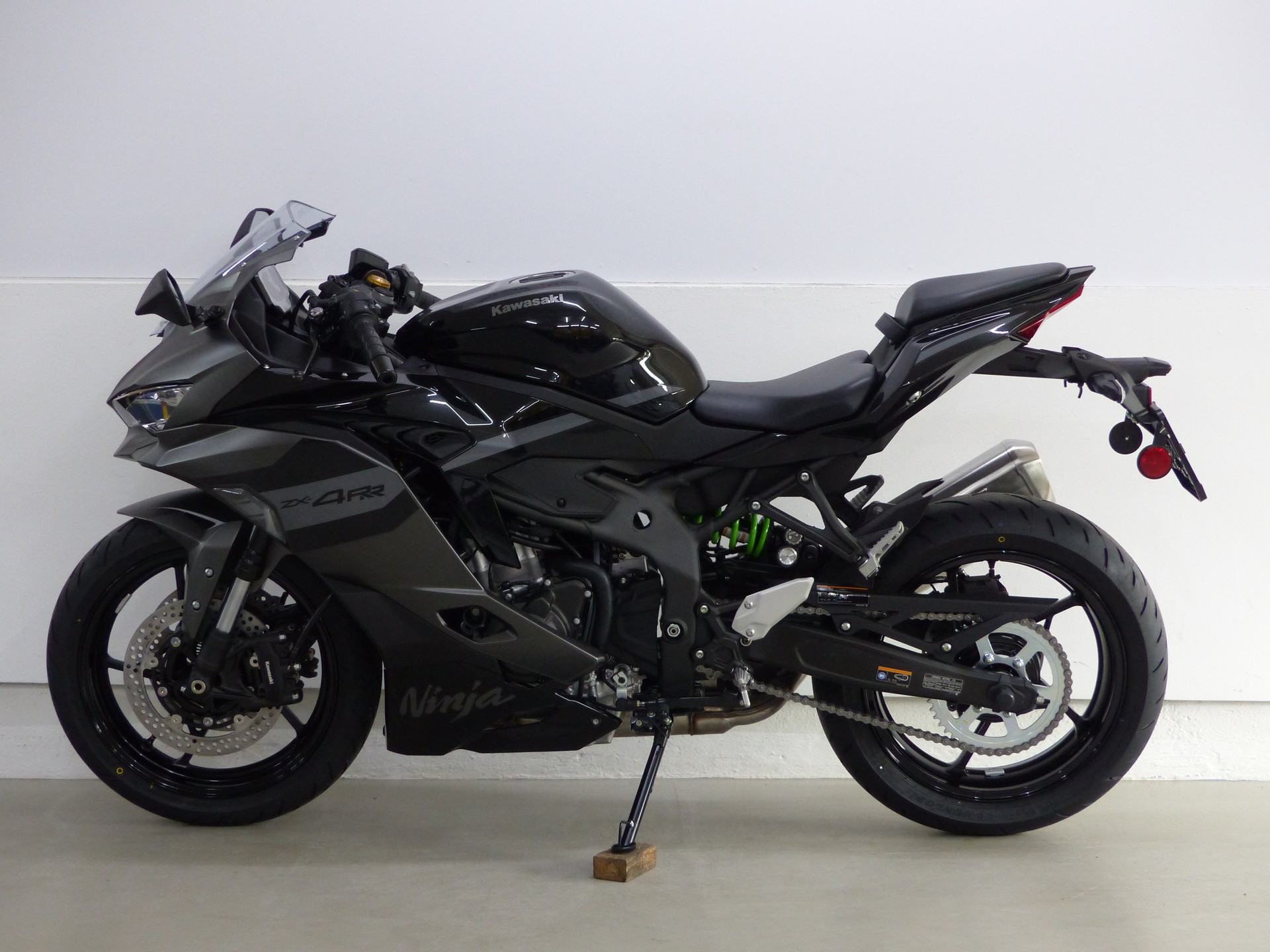 KAWASAKI Ninja ZX-4RR ABS MY27-image-10