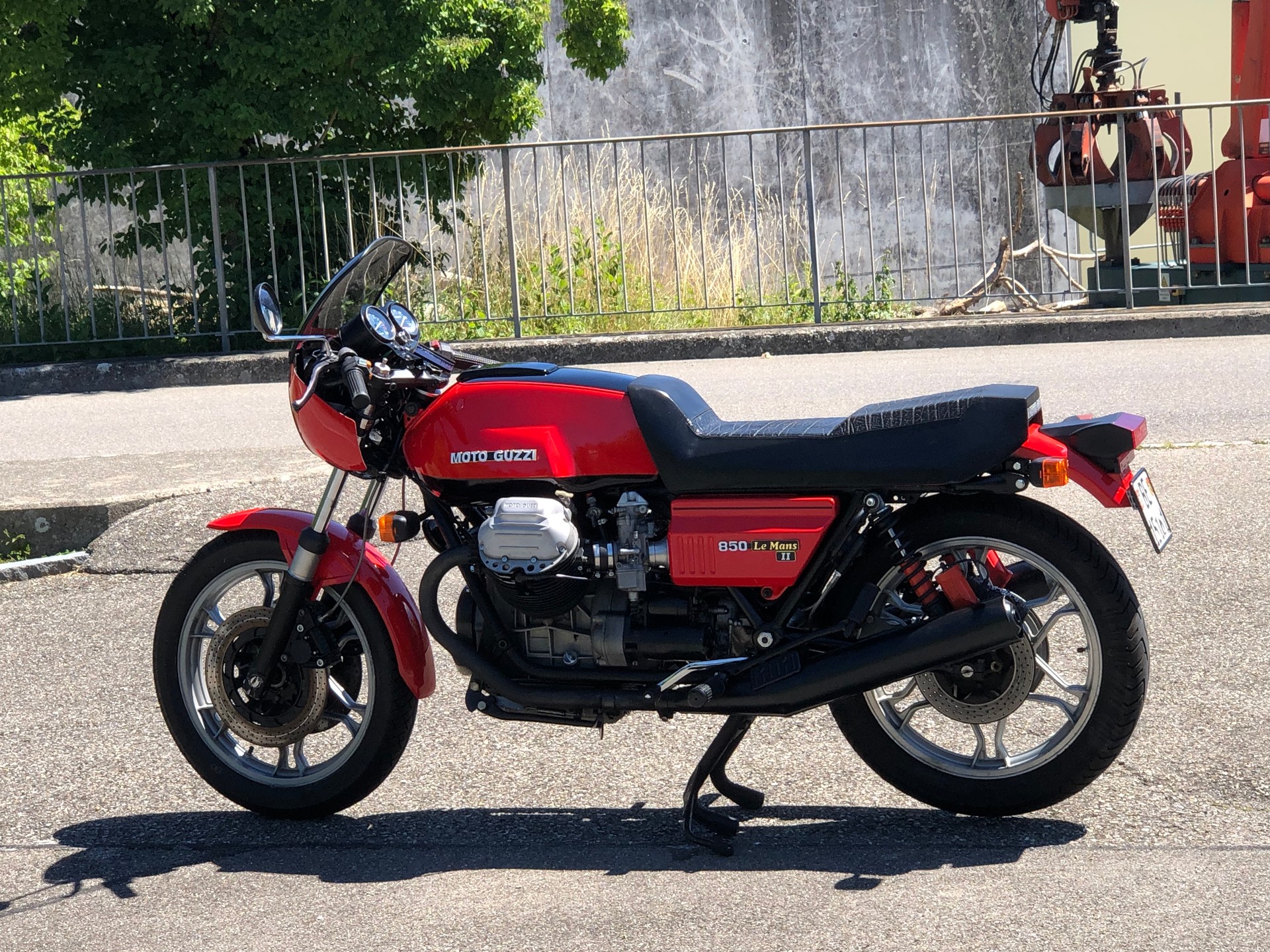 MOTO GUZZI Le Mans-image-1