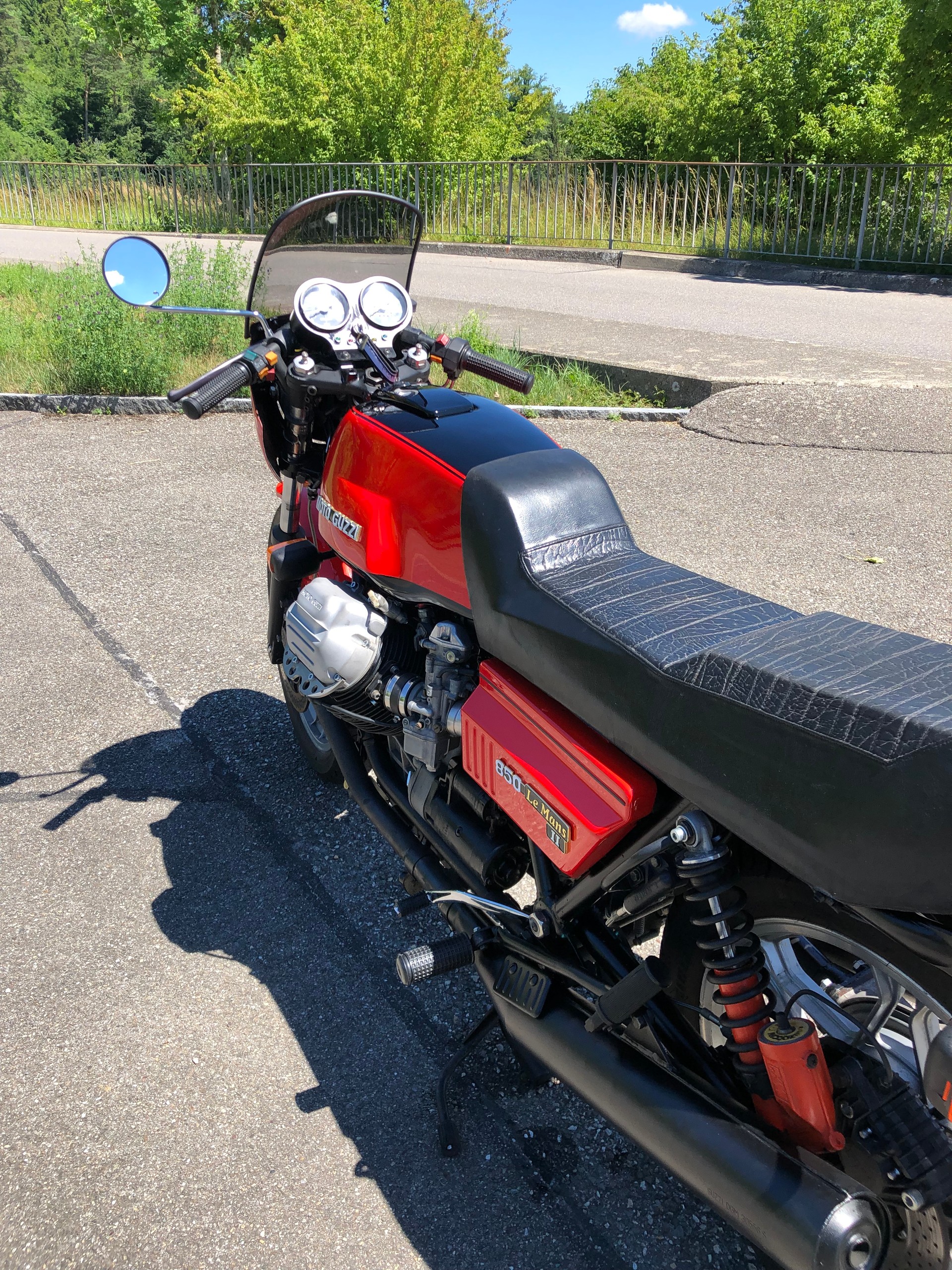 MOTO GUZZI Le Mans-image-2