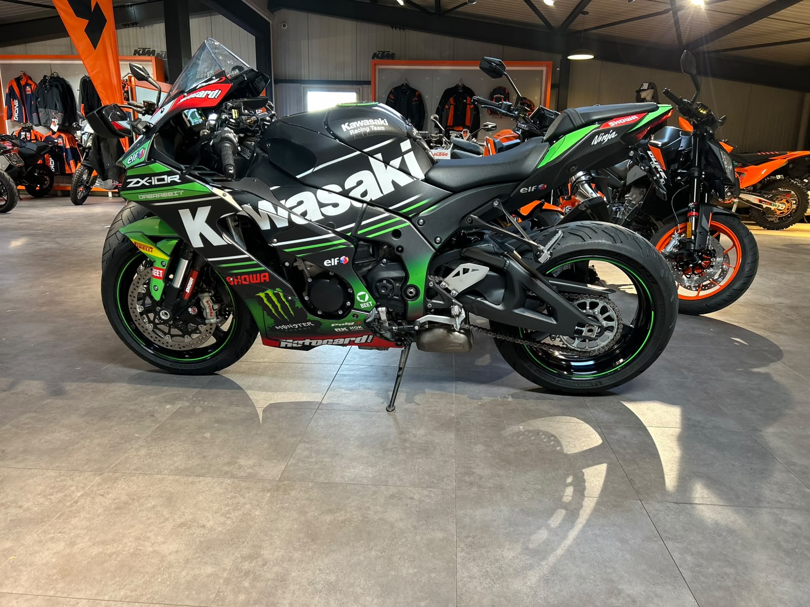 KAWASAKI Ninja ZX-10R-image-2