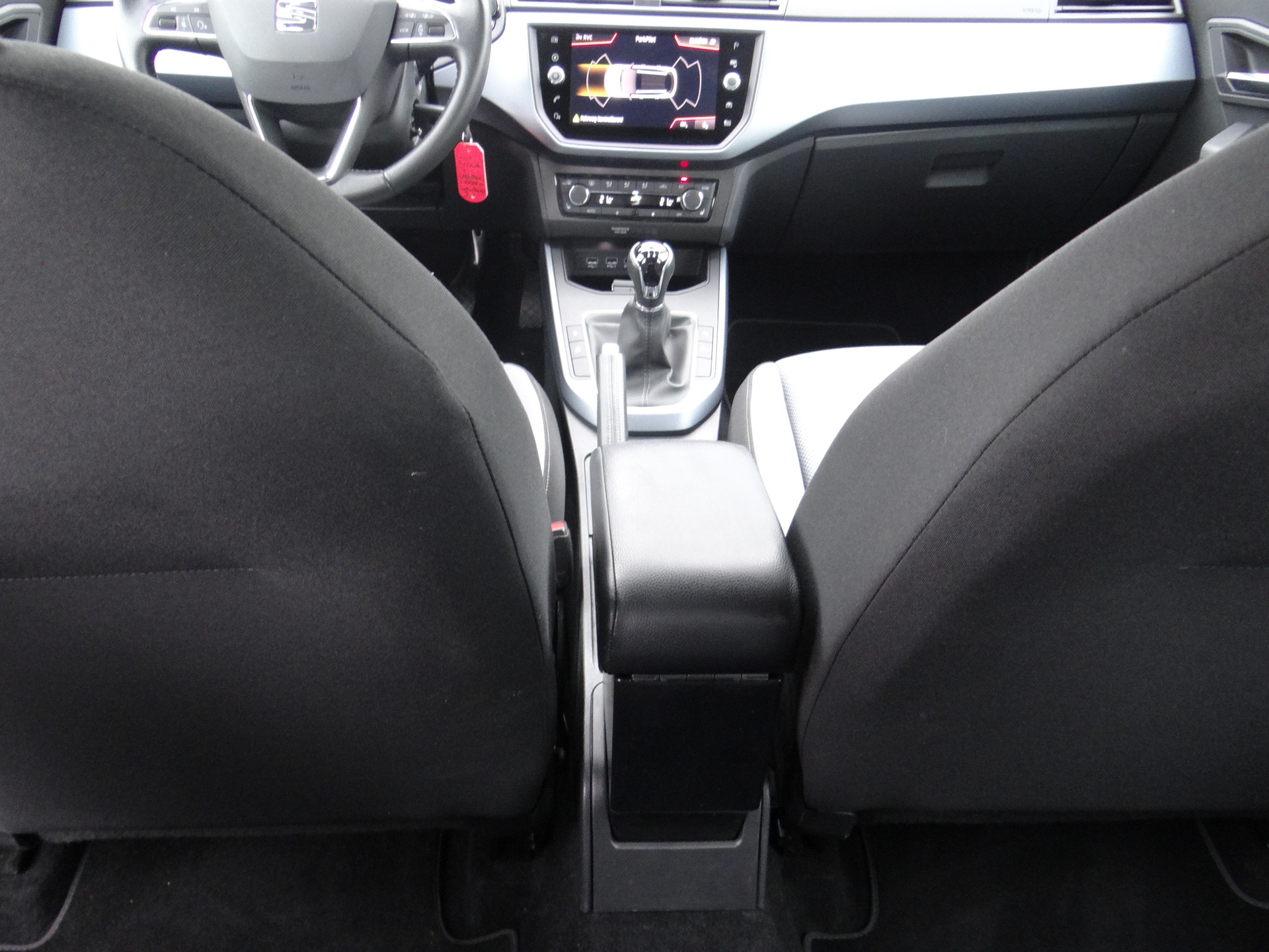 SEAT Arona 1.0 TGI CNG Style-image-17