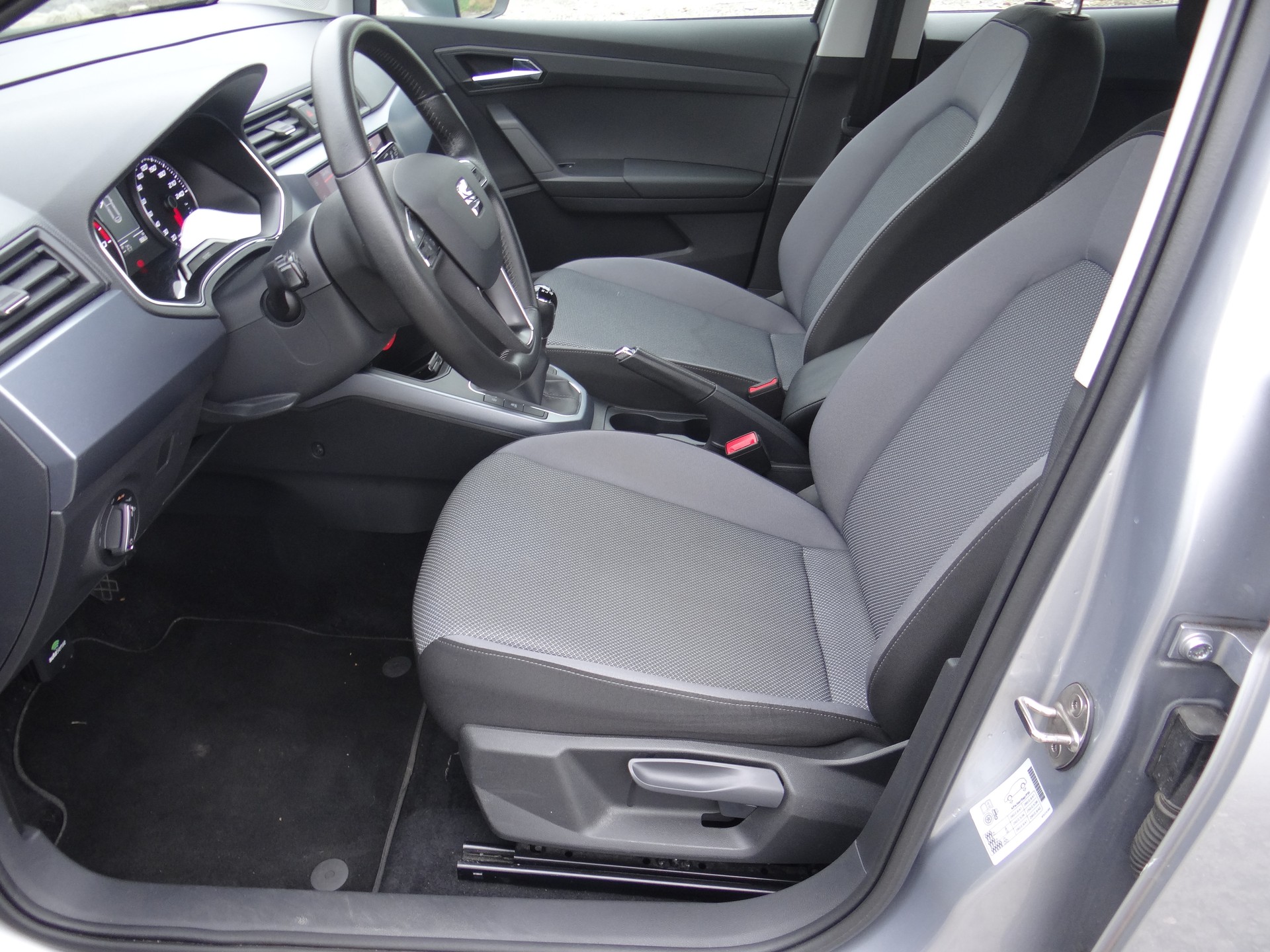 SEAT Arona 1.0 TGI CNG Style-image-9