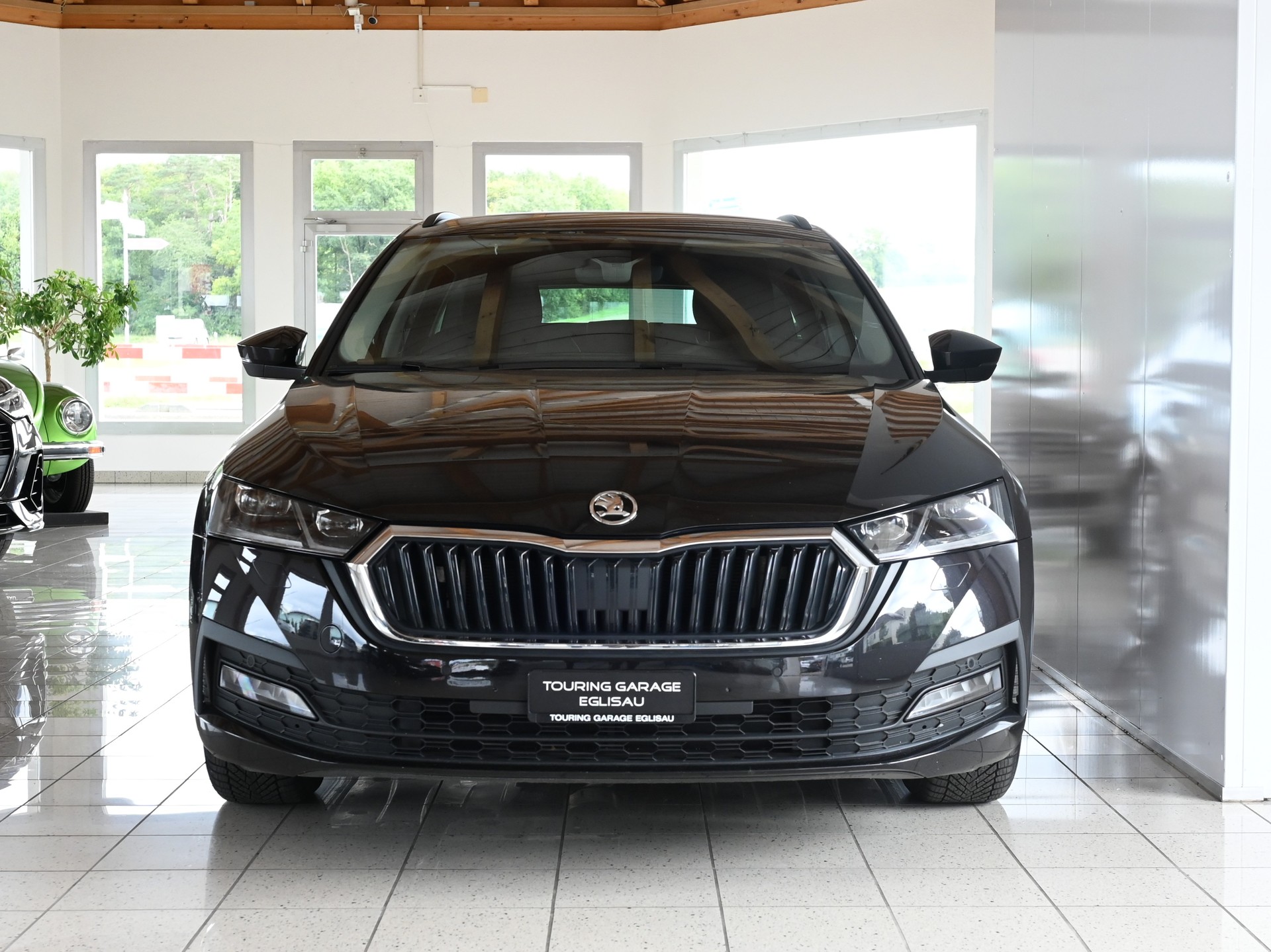 SKODA Octavia Combi 2.0 TDI Ambition 4x4 DSG-showroom-element-2
