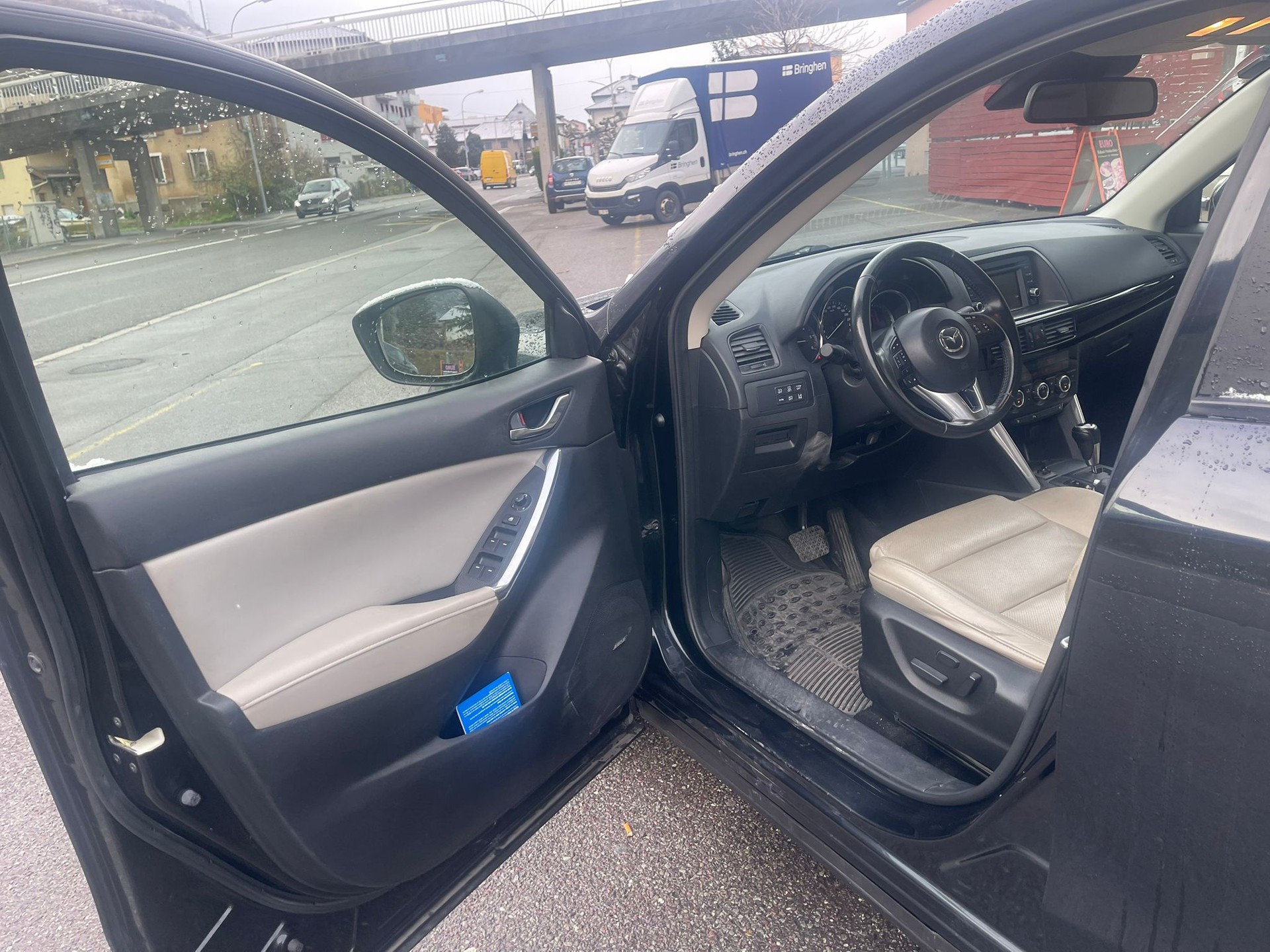 MAZDA CX-5 2.2 D HP Revolution AWD Automatic-image-10
