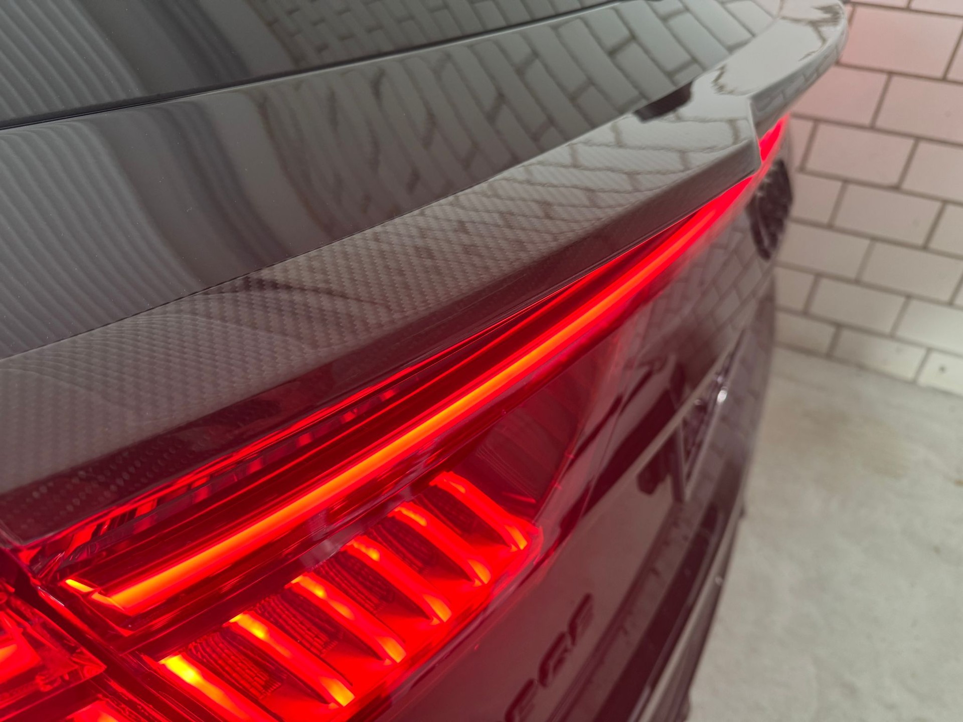AUDI RSQ8 quattro tiptronic MAXTON Carbon-Bodykit + PP Performance 730 PS + Vollausstattung-showroom-element-3