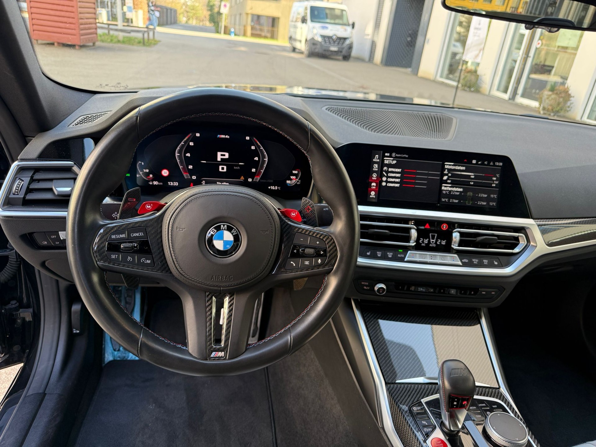 BMW M4 Coupé Competition M xDrive-image-13