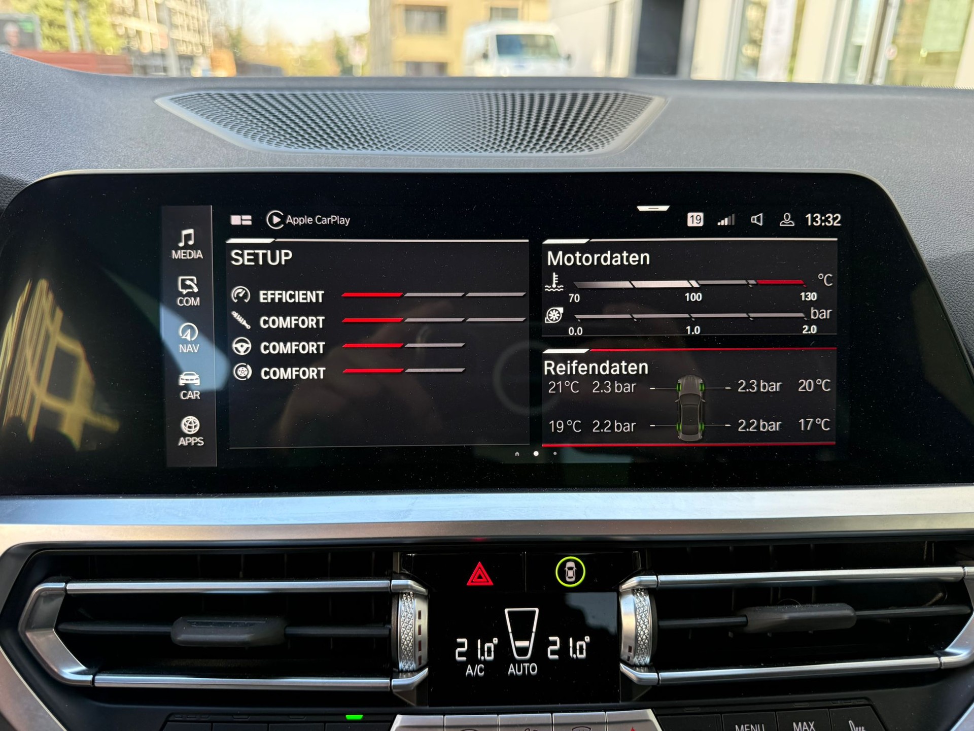 BMW M4 Coupé Competition M xDrive-image-18