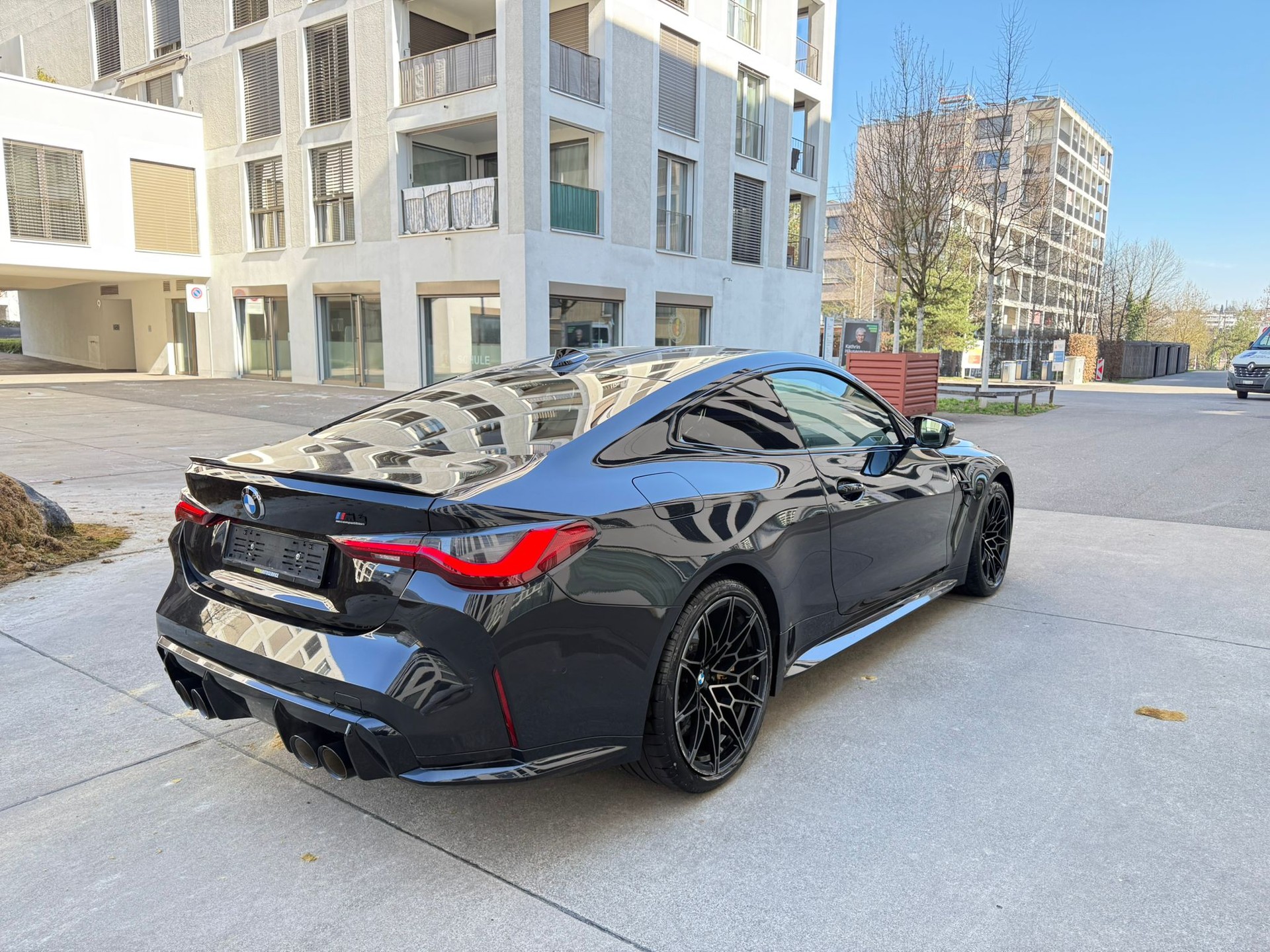 BMW M4 Coupé Competition M xDrive-image-7