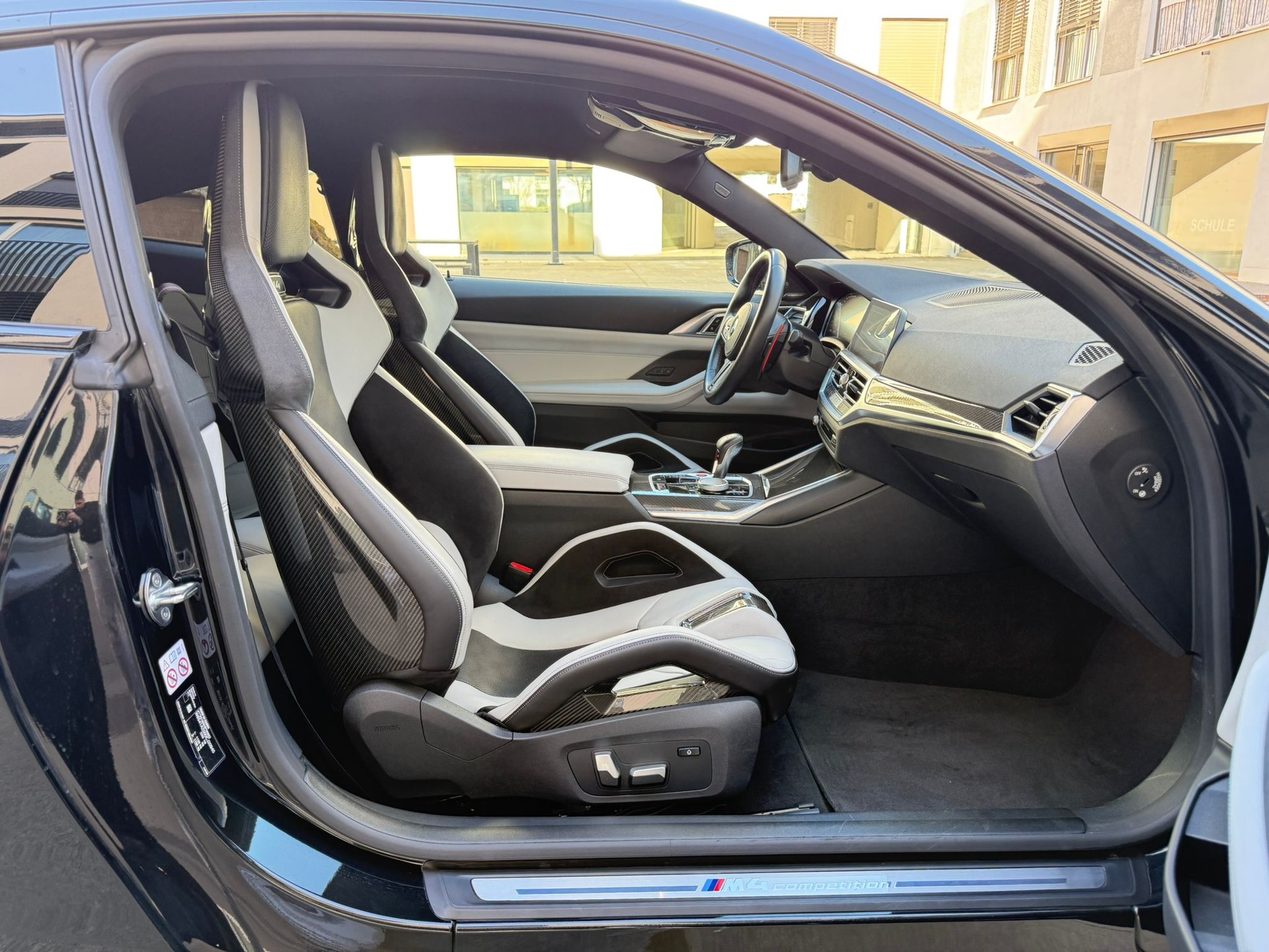 BMW M4 Coupé Competition M xDrive-image-29