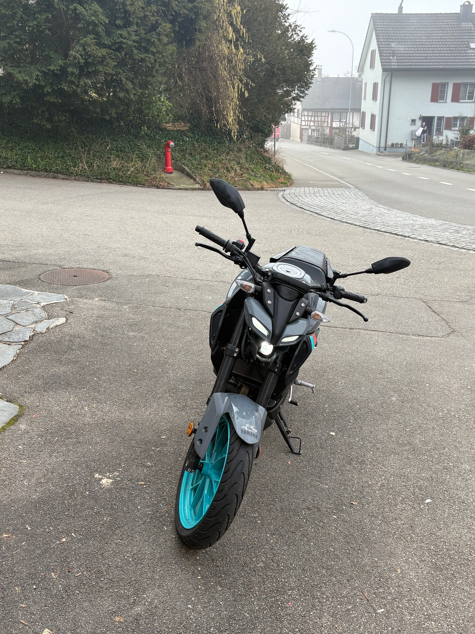 YAMAHA MT-125 ABS-image-1