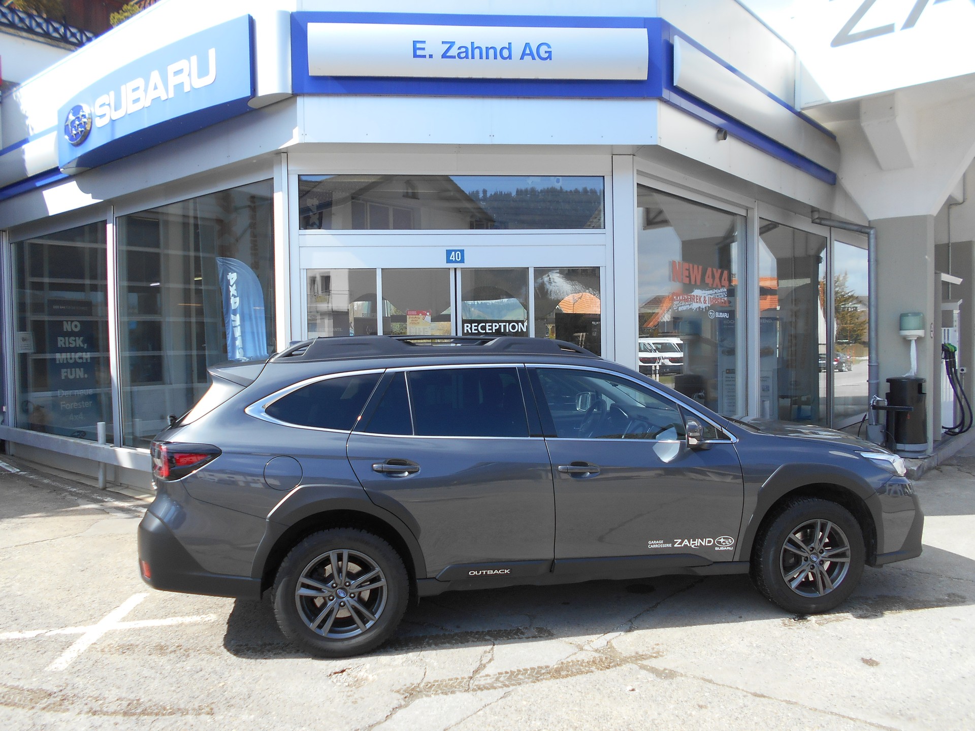 SUBARU Outback 2.5i Swiss Plus AWD Lineartronic