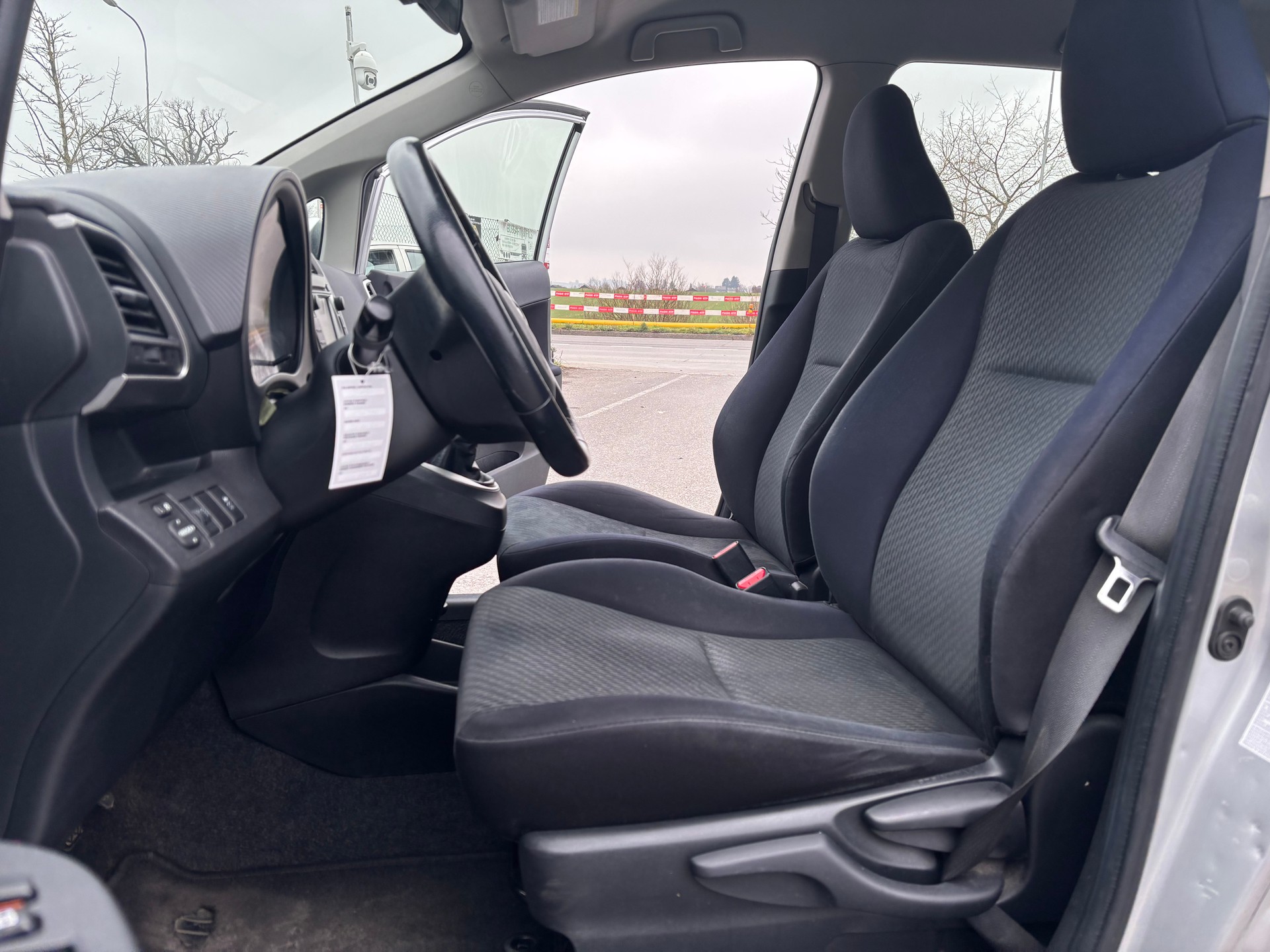 HYUNDAI iX20 1.6 Style Automatic-image-10