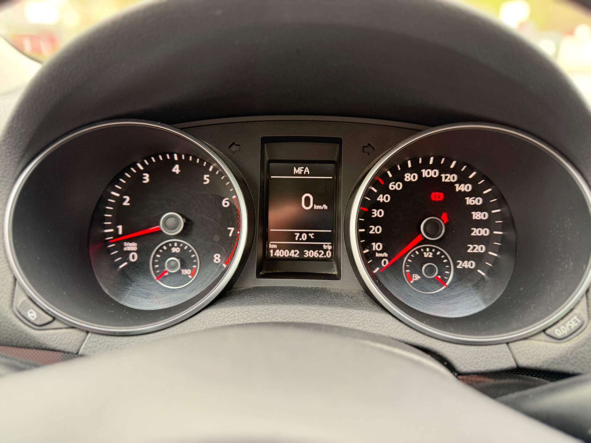 VW Golf 1.4 TSI Team Navigation Kamera 8 Fach Super Zustand-image-11