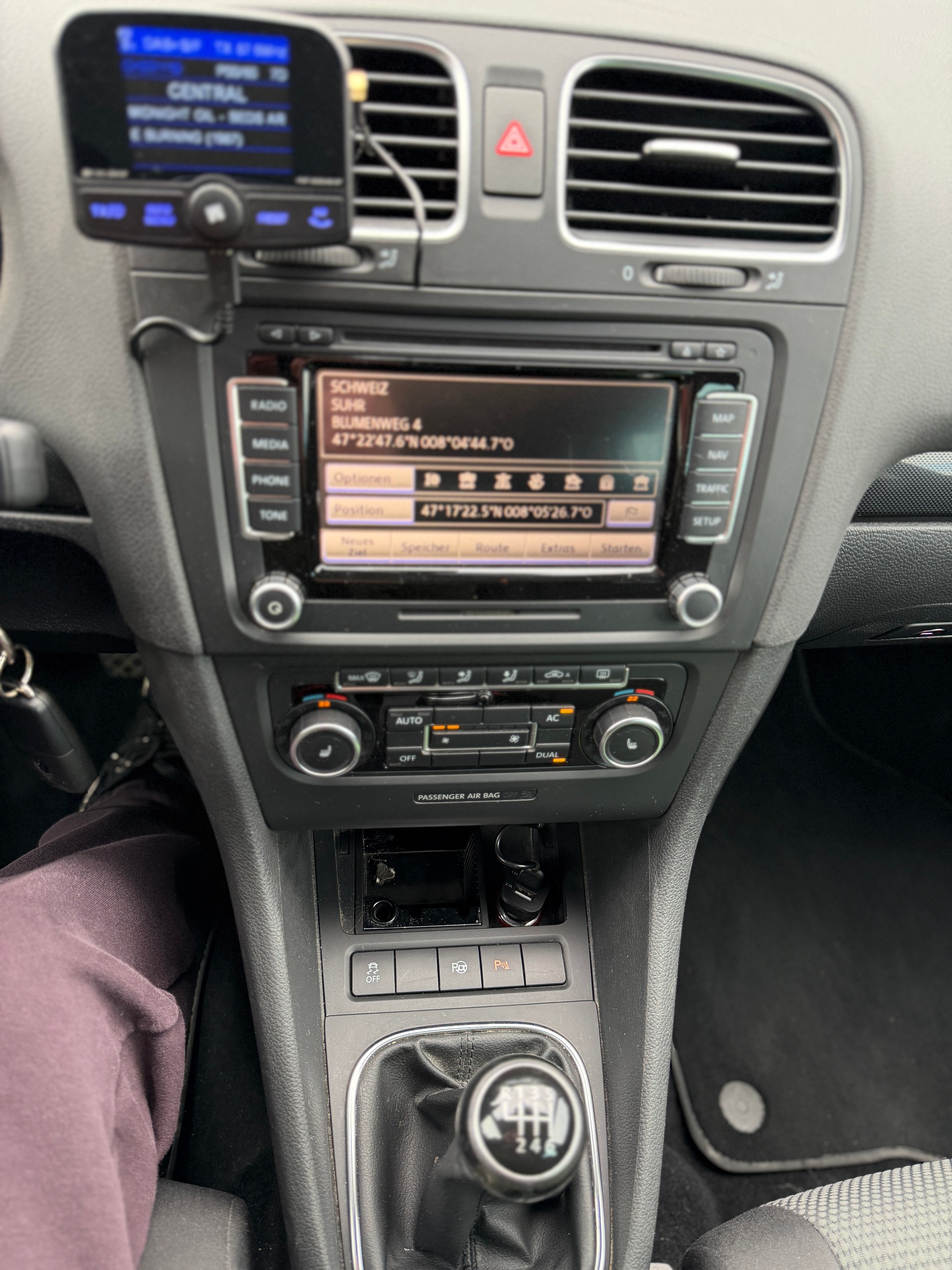 VW Golf 1.4 TSI Team Navigation Kamera 8 Fach Super Zustand-image-12