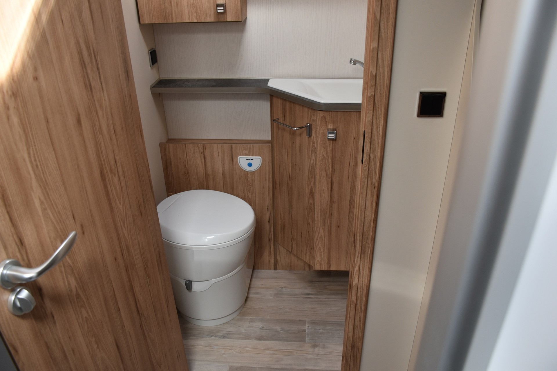 PILOTE GALAXY G 740 GJ PRINCE ESSENTIEL 2,3 DIESEL FIAT DUCATO MJ 150-image-11