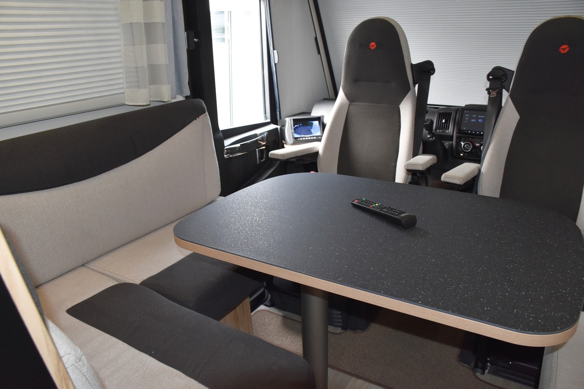 PILOTE GALAXY G 740 GJ PRINCE ESSENTIEL 2,3 DIESEL FIAT DUCATO MJ 150-image-8